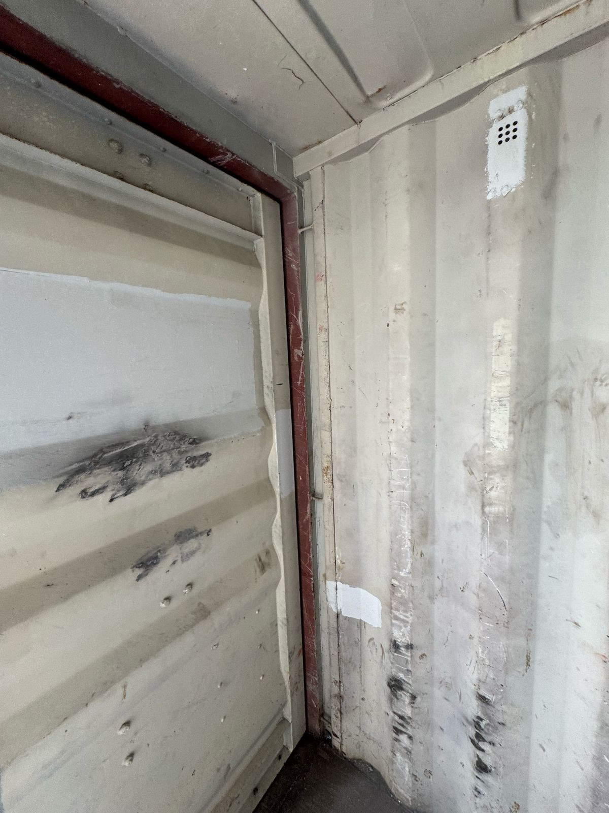 Морской контейнер TGHU1563984