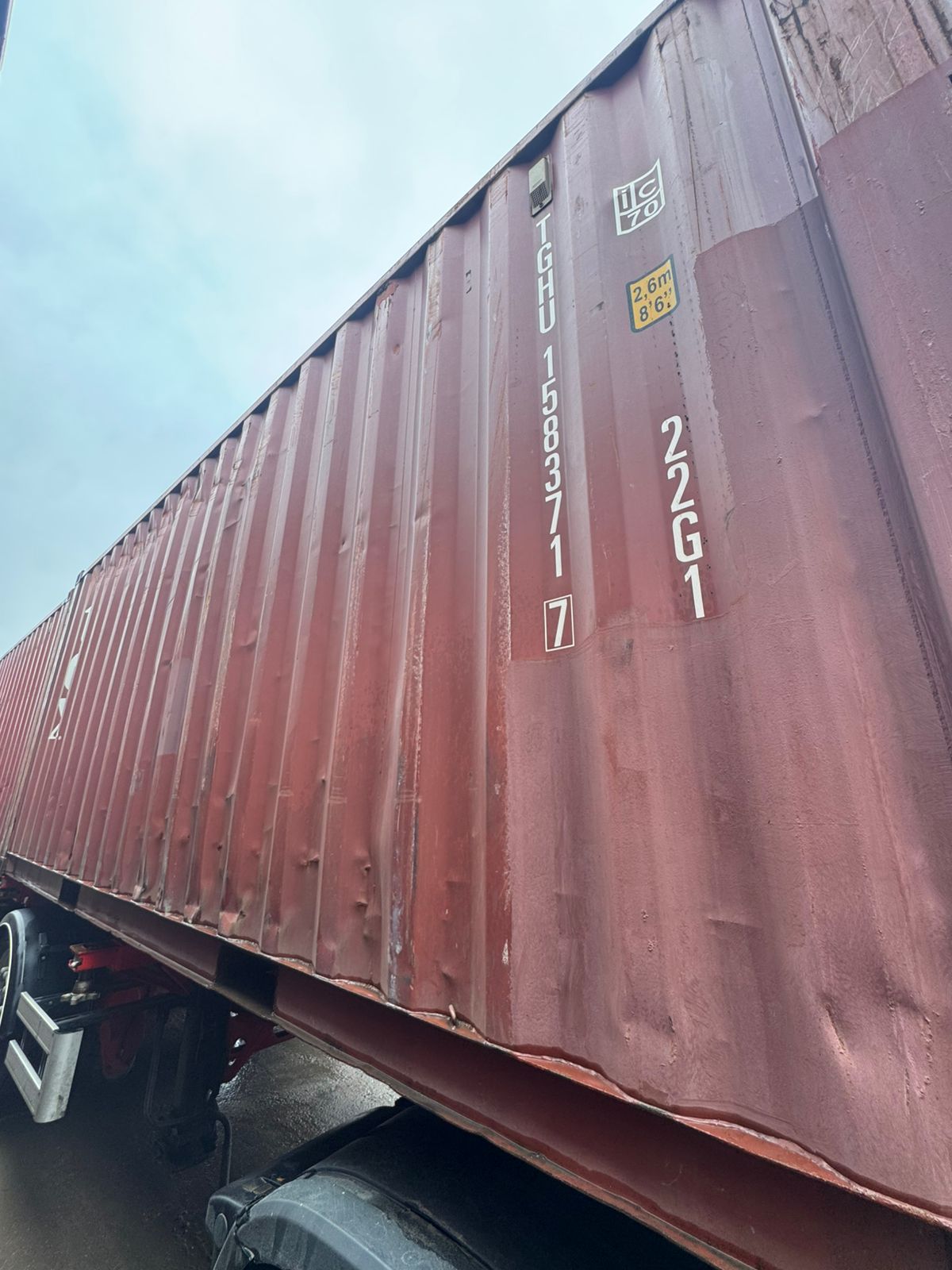 Морской контейнер TGHU1583717