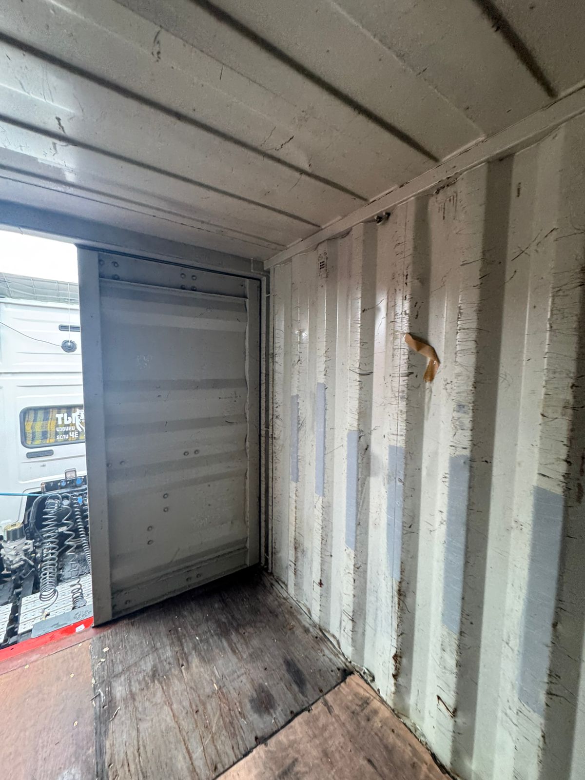 Морской контейнер TGHU1583717