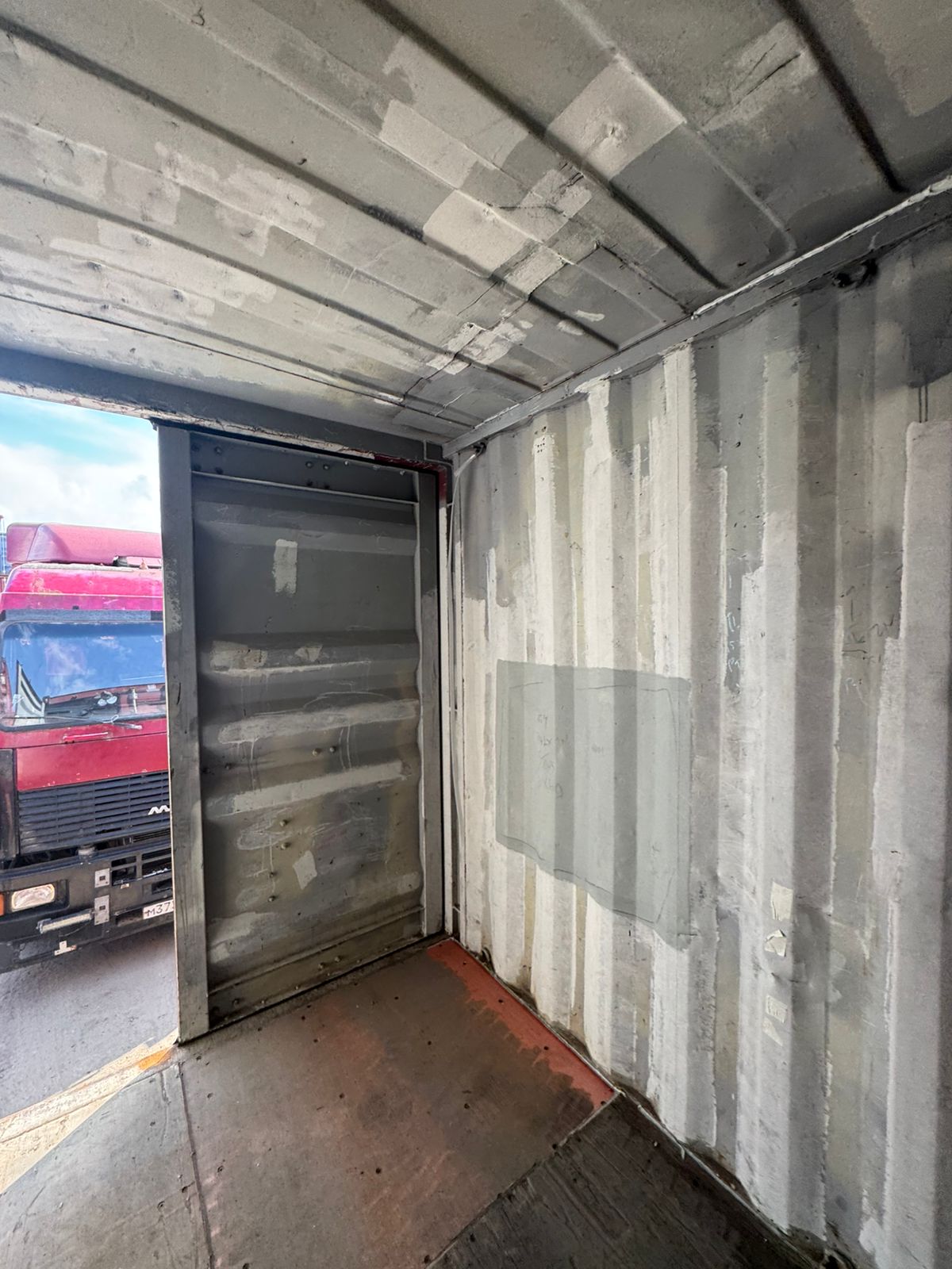 Морской контейнер TGHU1590059