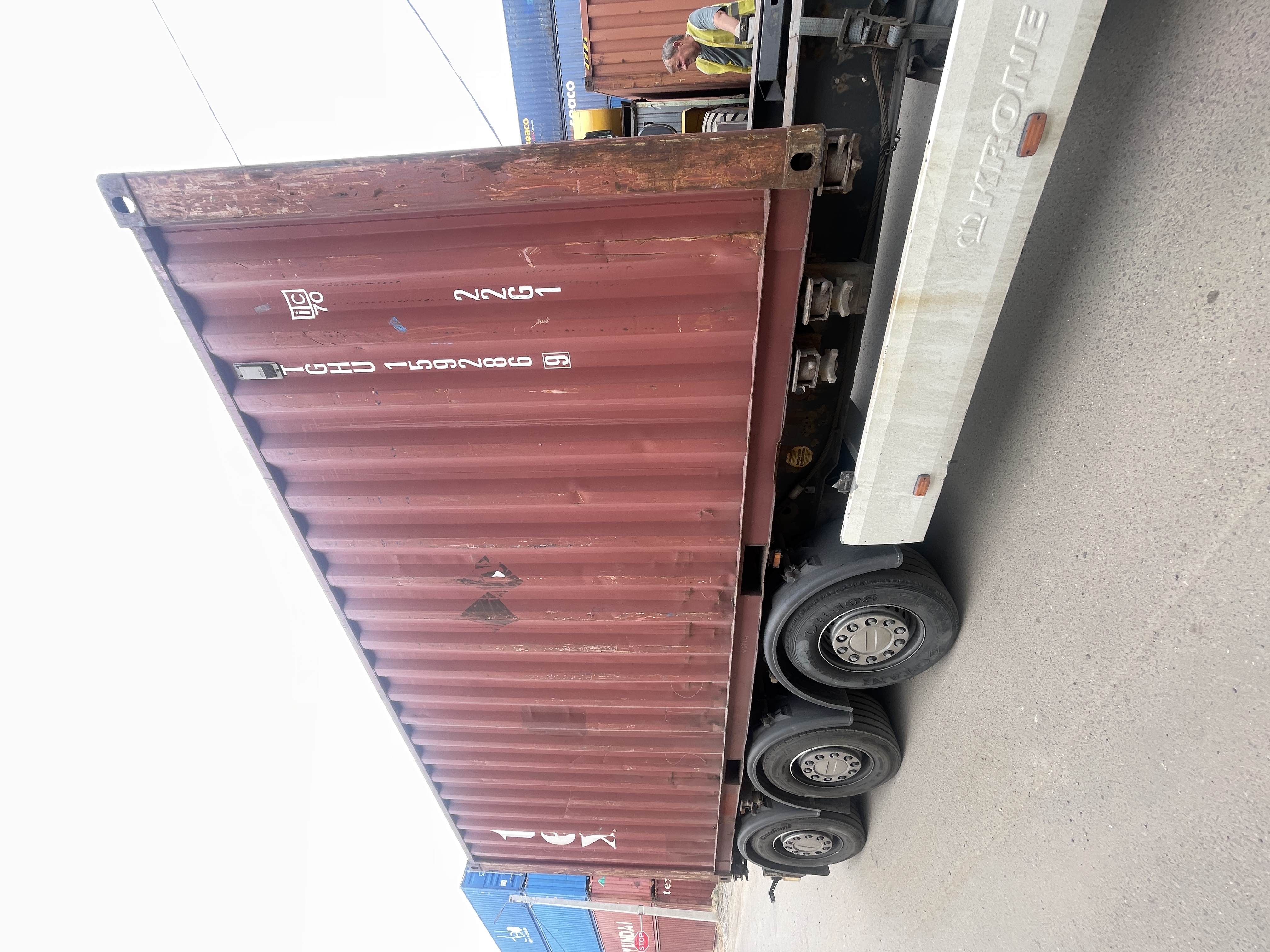 Морской контейнер TGHU1592869