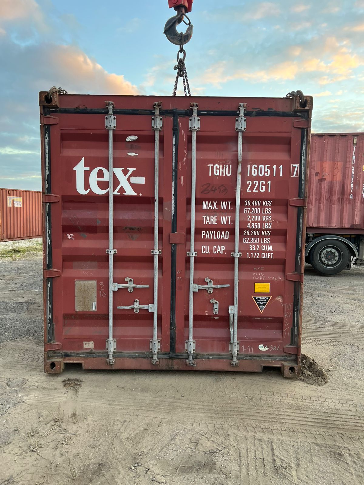 Морской контейнер TGHU1605117