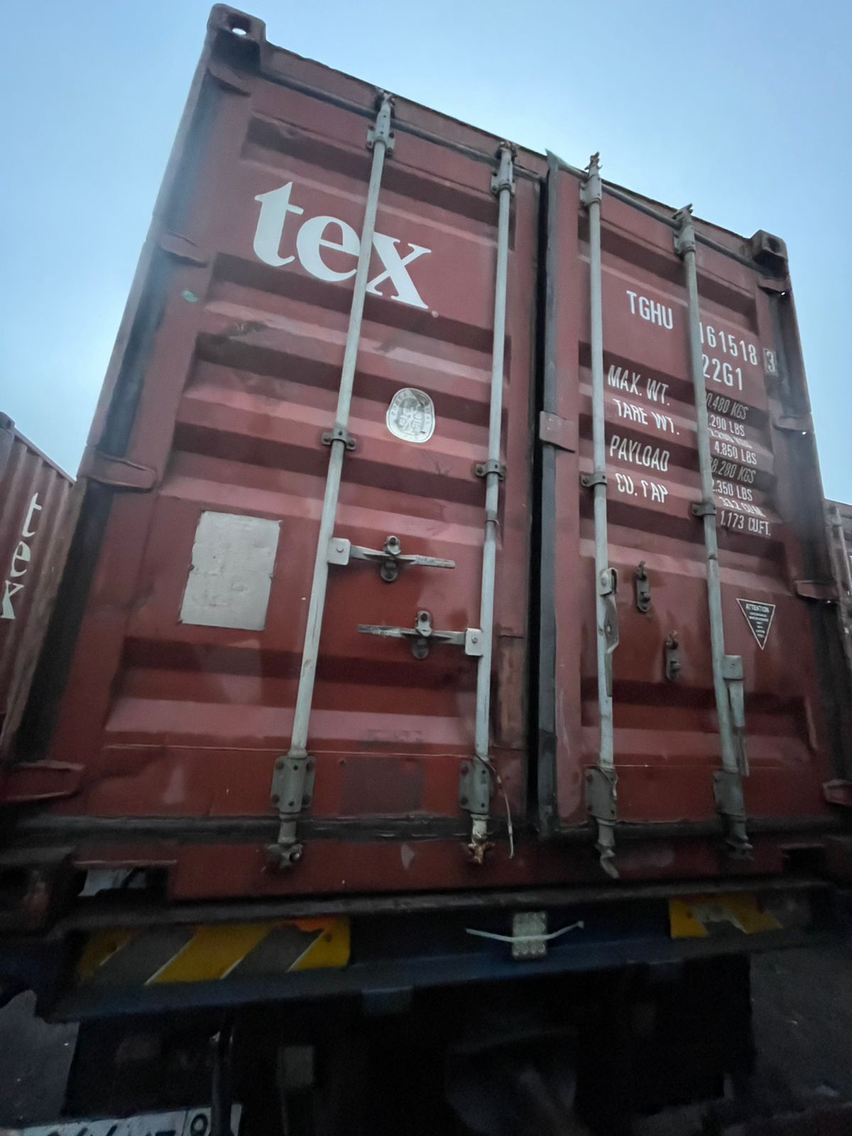 Морской контейнер TGHU1615183