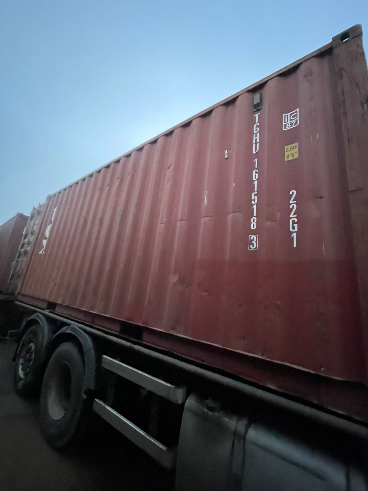 Морской контейнер TGHU1615183