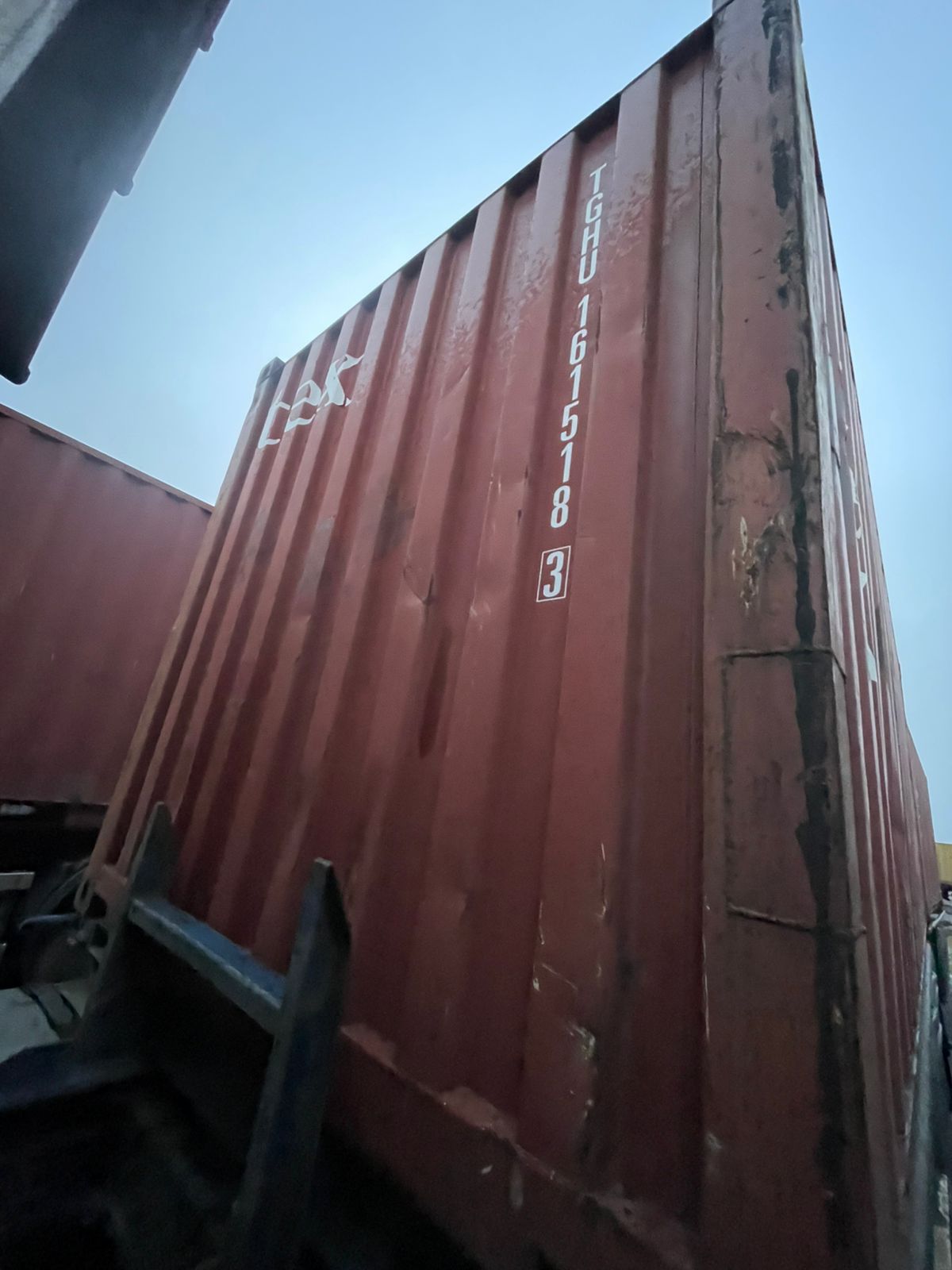 Морской контейнер TGHU1615183