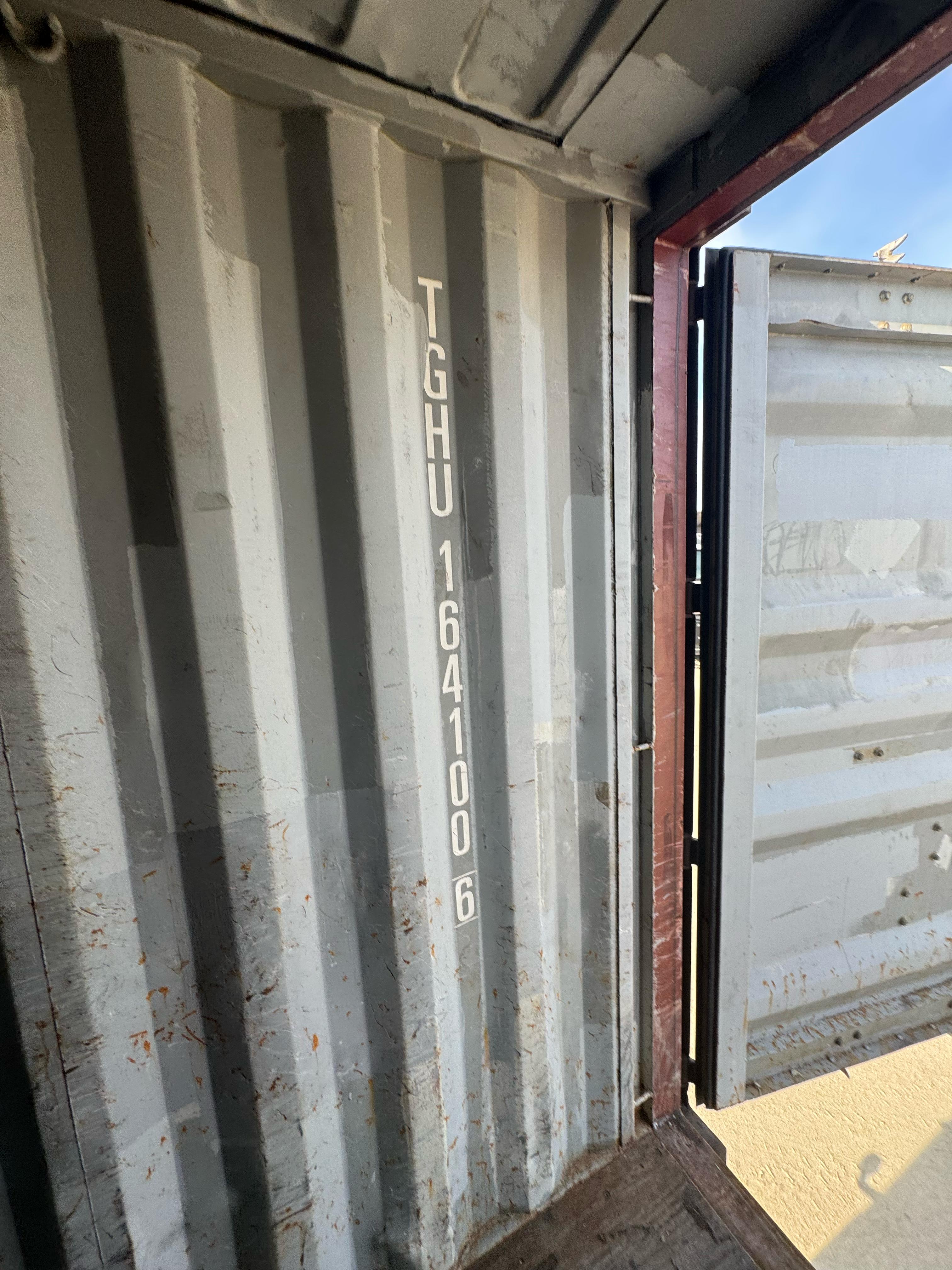 Морской контейнер TGHU1641006