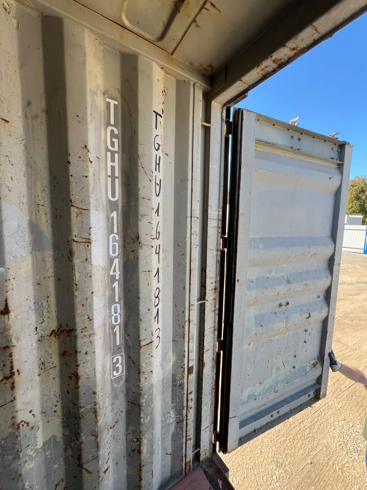 Морской контейнер TGHU1641813