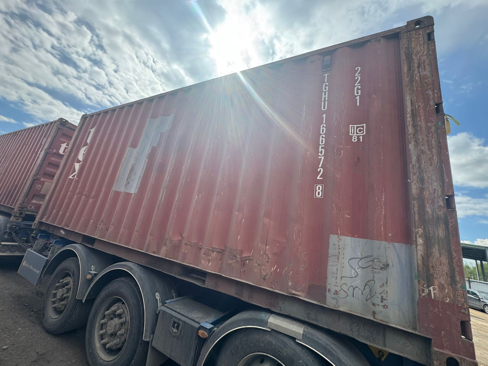 Морской контейнер TGHU1665728