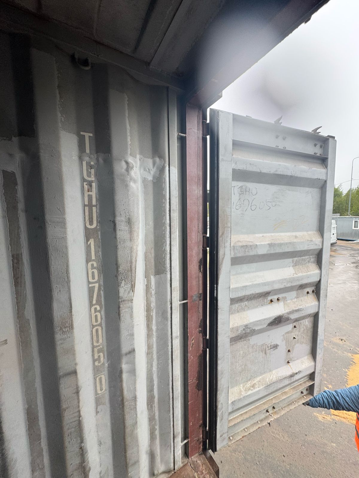 Морской контейнер TGHU1676050