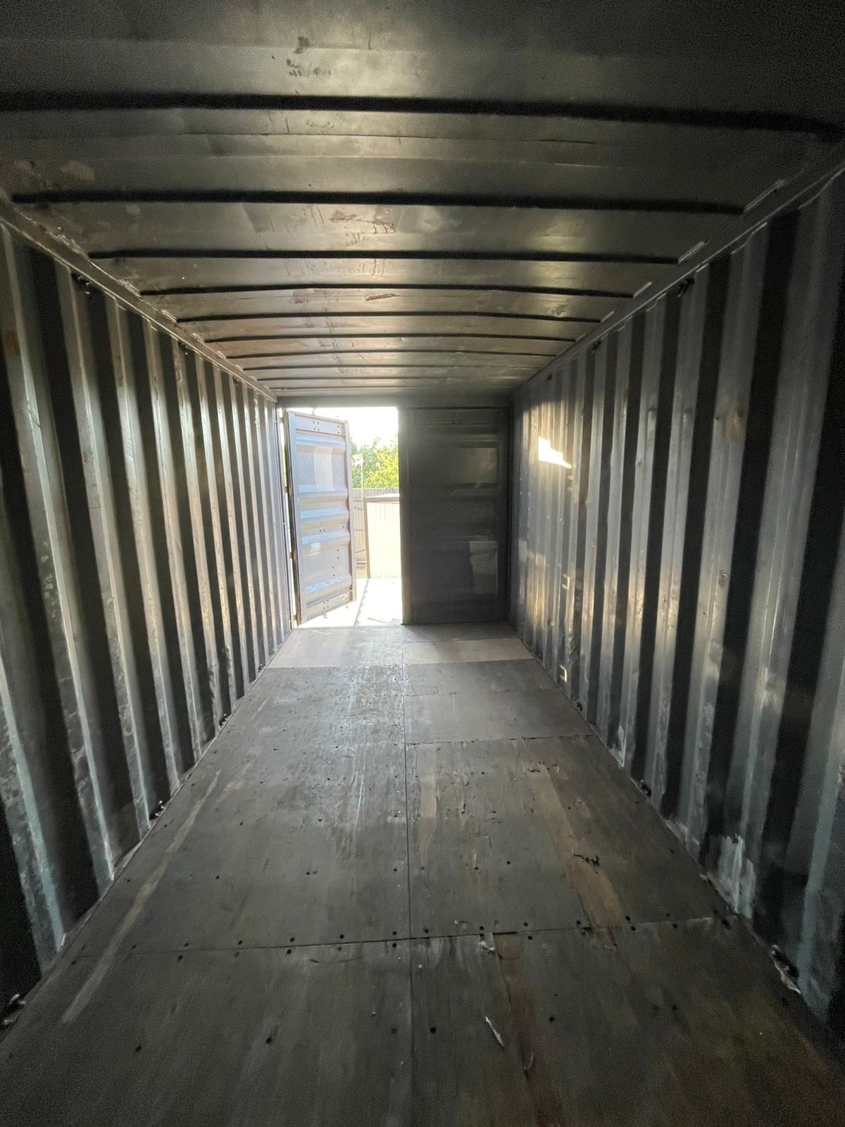 Морской контейнер TGHU1685323