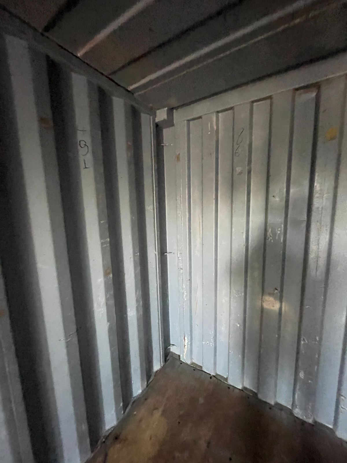 Морской контейнер TGHU1685323