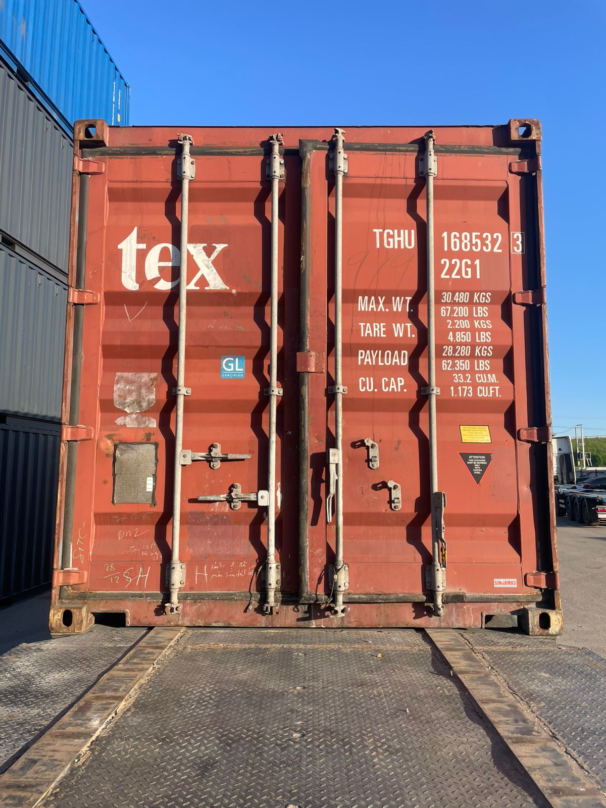 Морской контейнер TGHU1685323