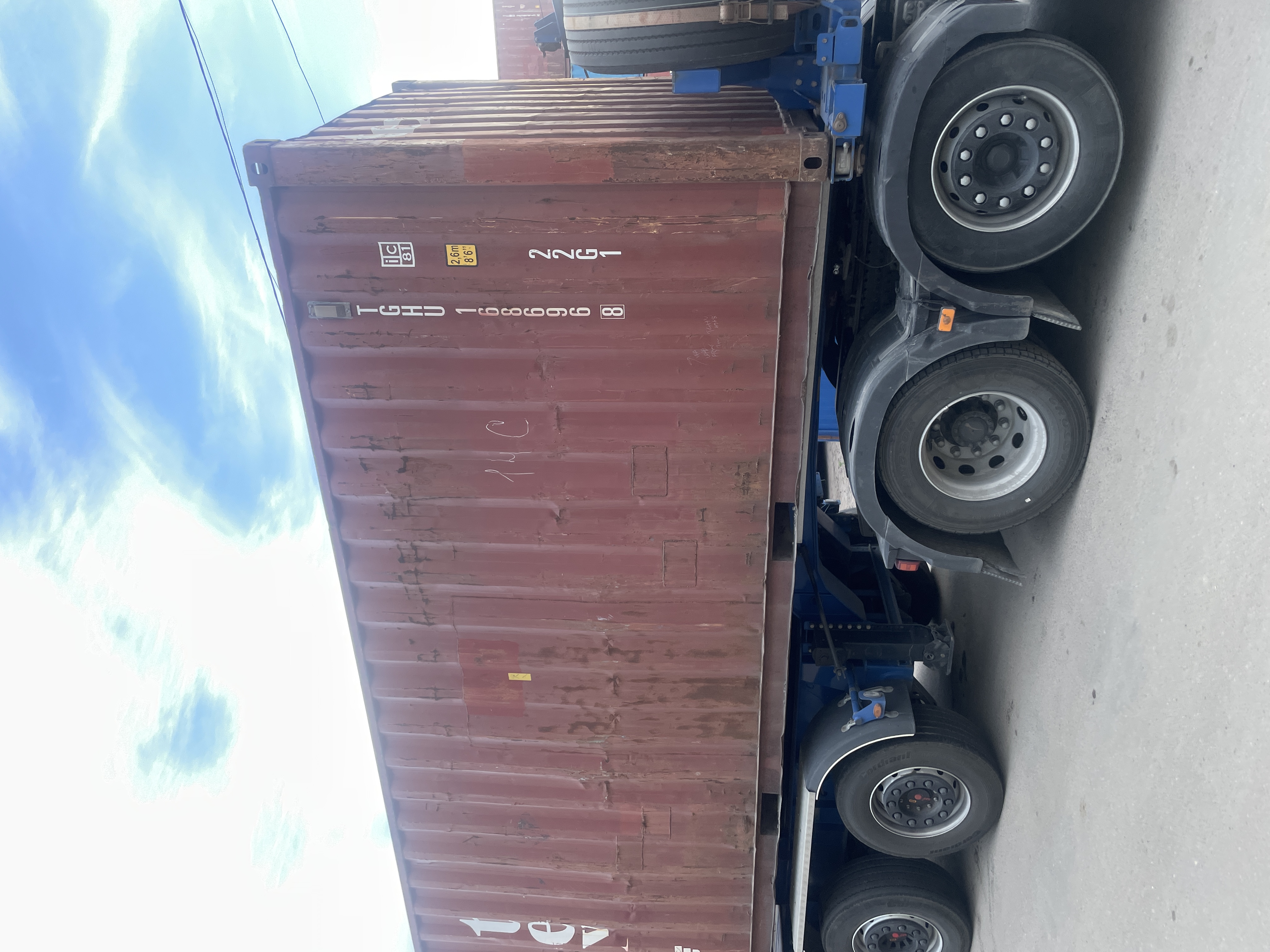 Морской контейнер TGHU1686968