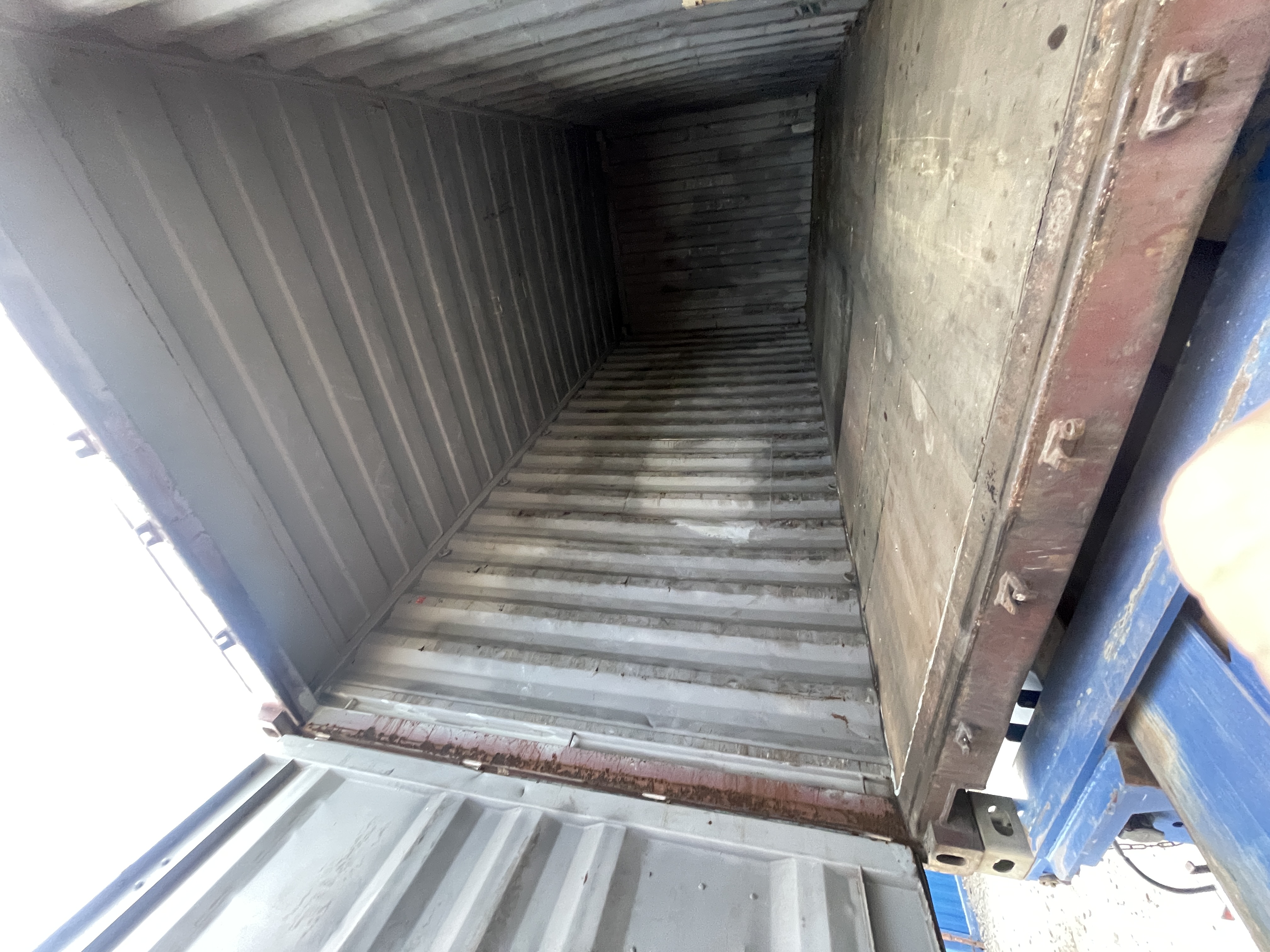 Морской контейнер TGHU1686968