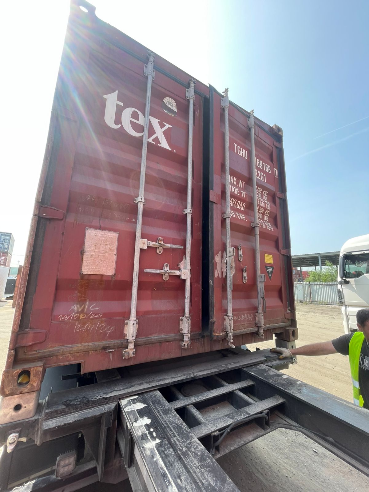 Морской контейнер TGHU1691687