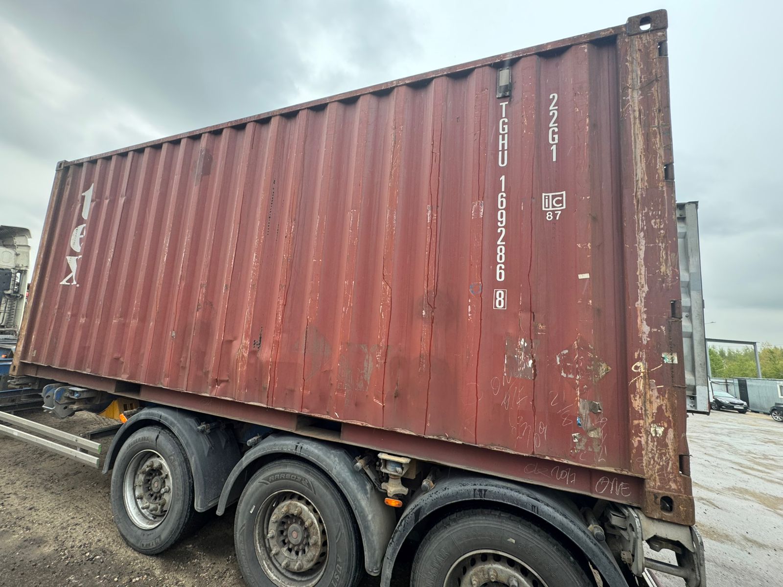 Морской контейнер TGHU1692868