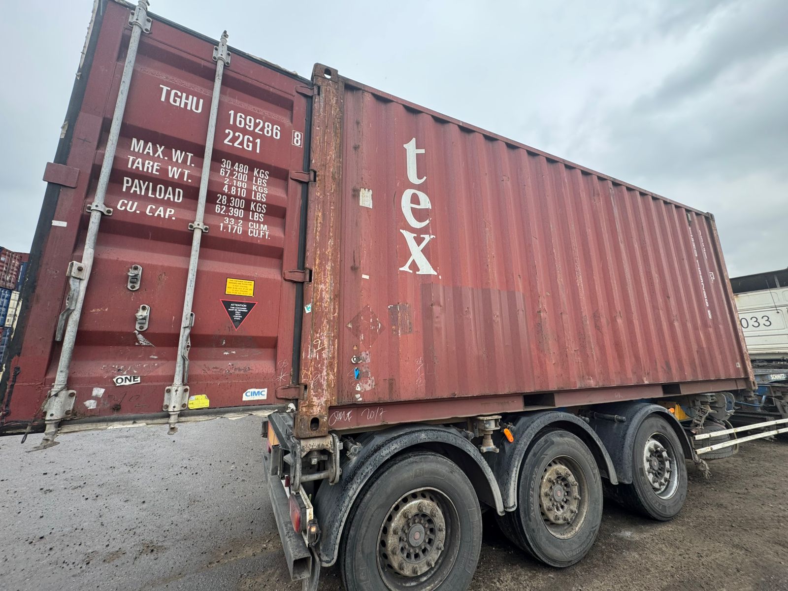 Морской контейнер TGHU1692868