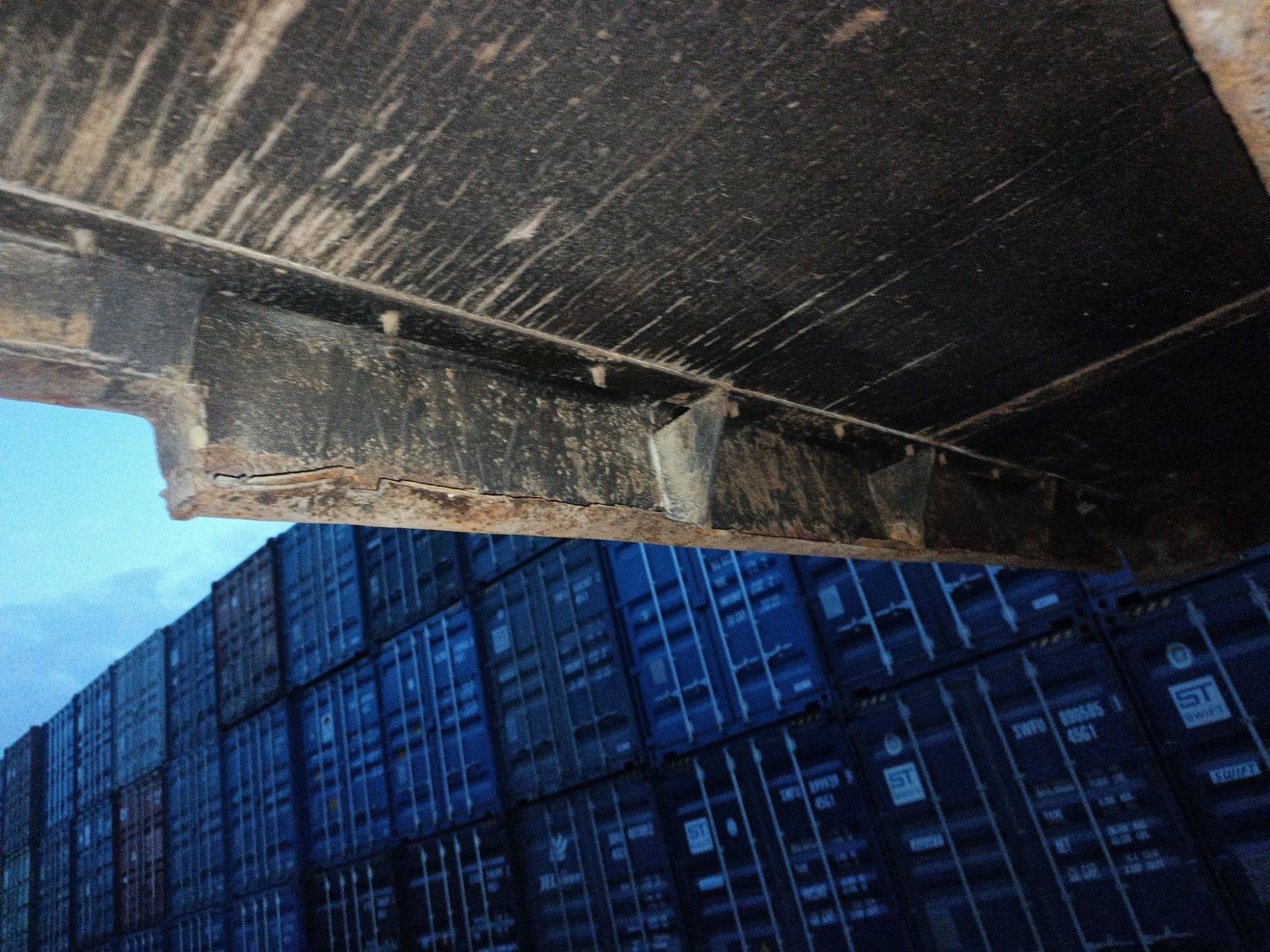 Морской контейнер TGHU1701810