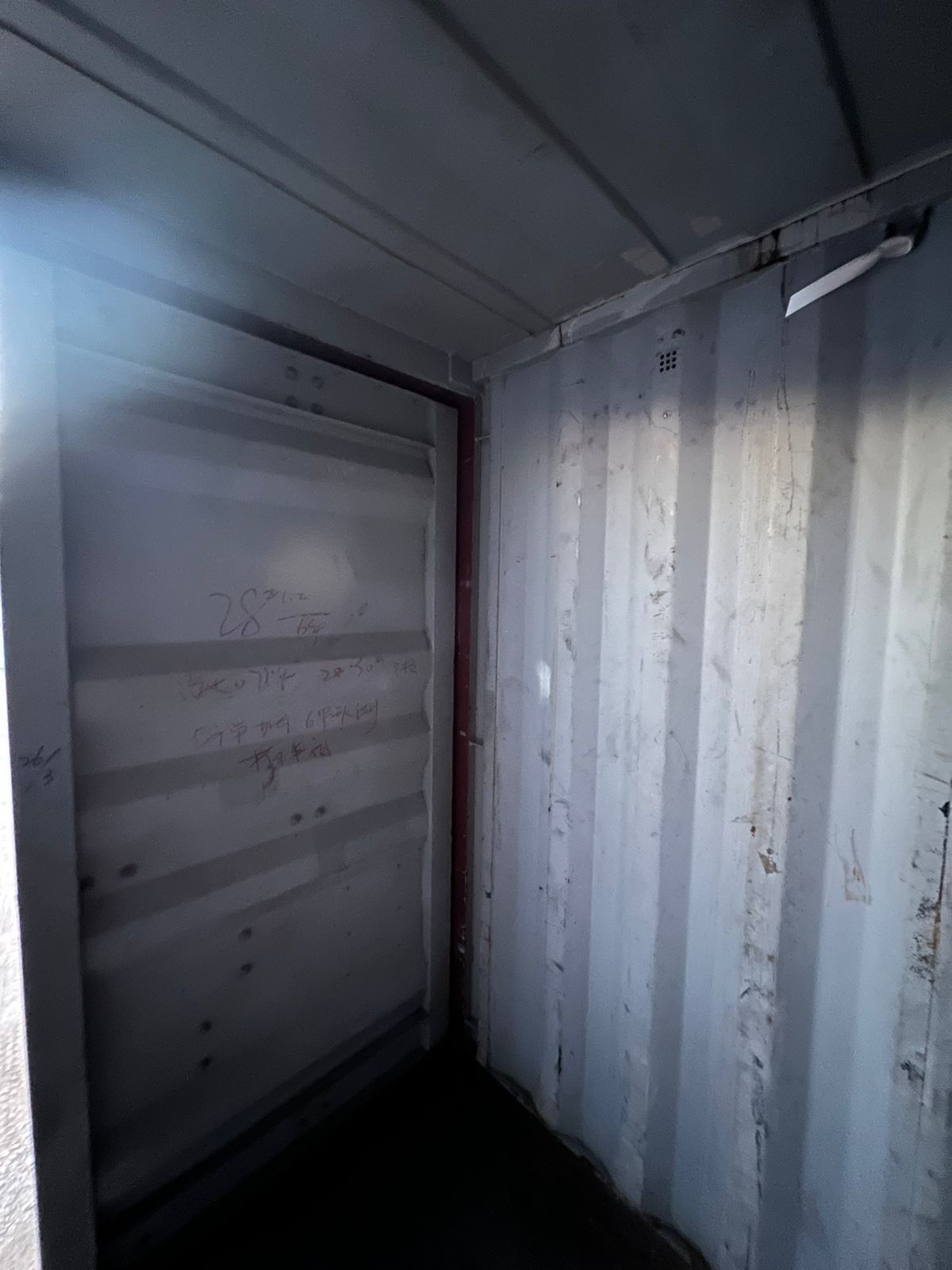 Морской контейнер TGHU1702740