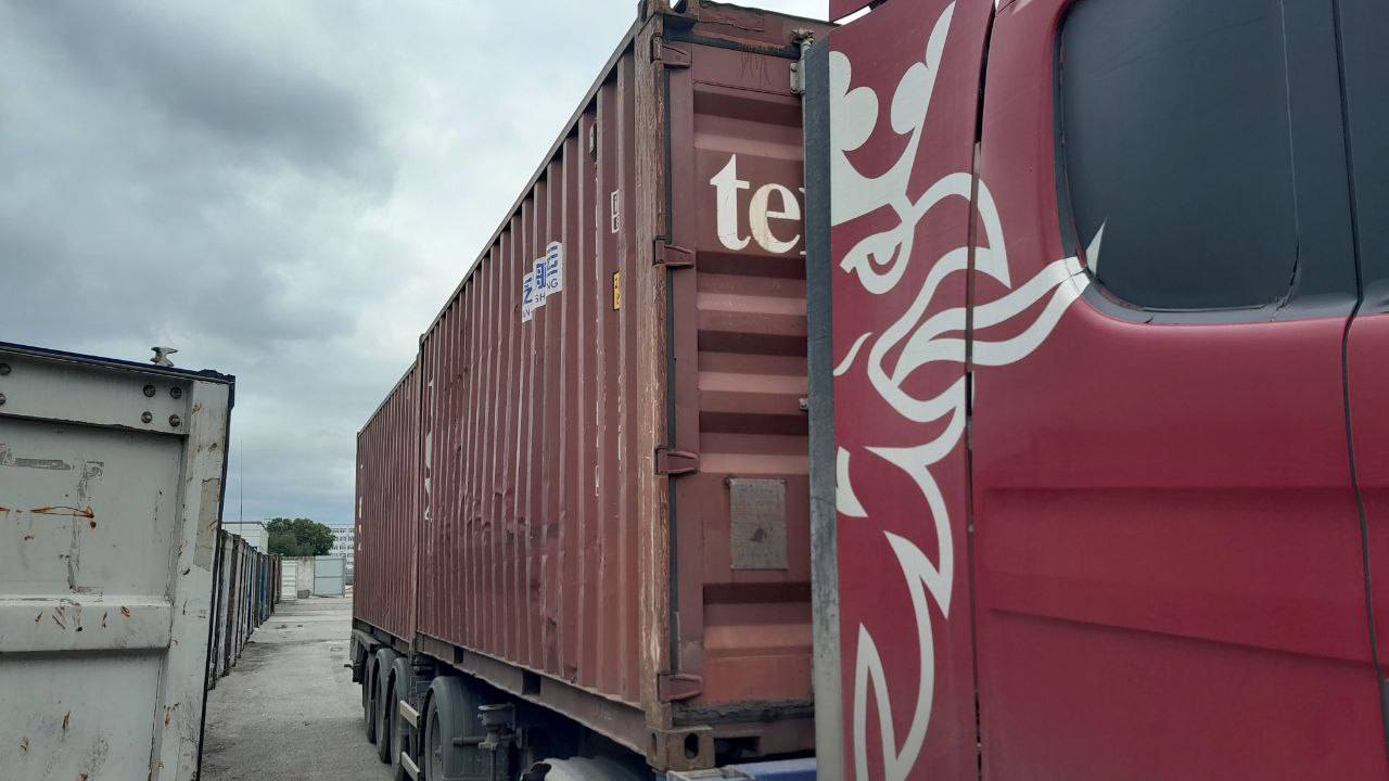 Морской контейнер TGHU1711844