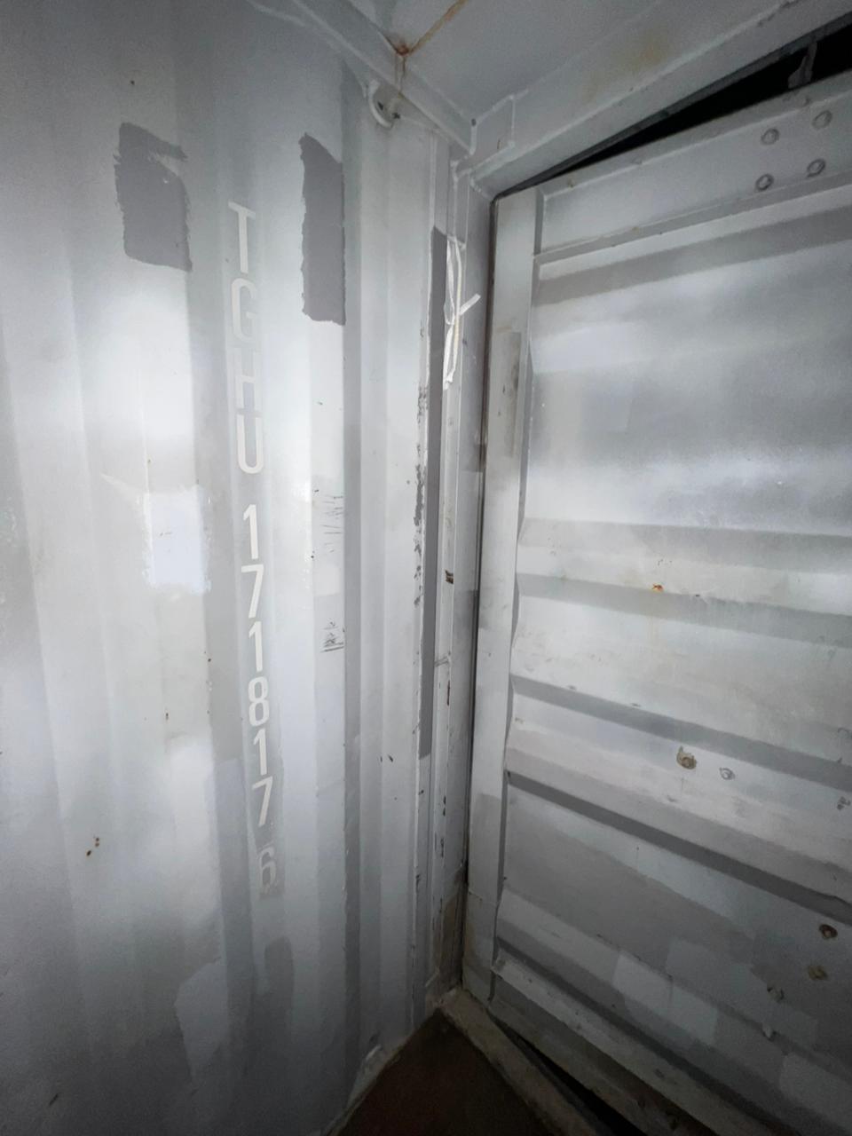 Морской контейнер TGHU1718176