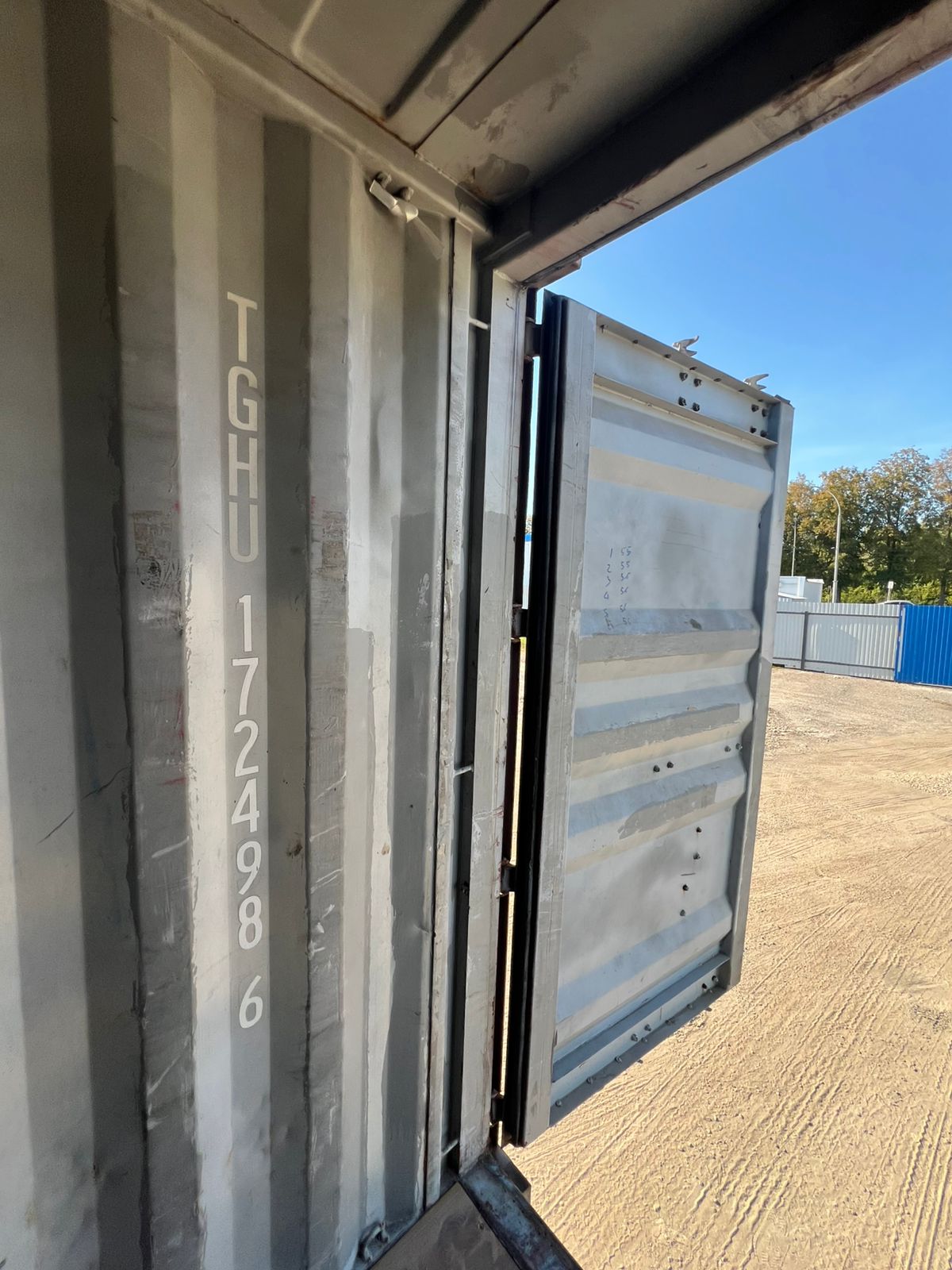 Морской контейнер TGHU1724986