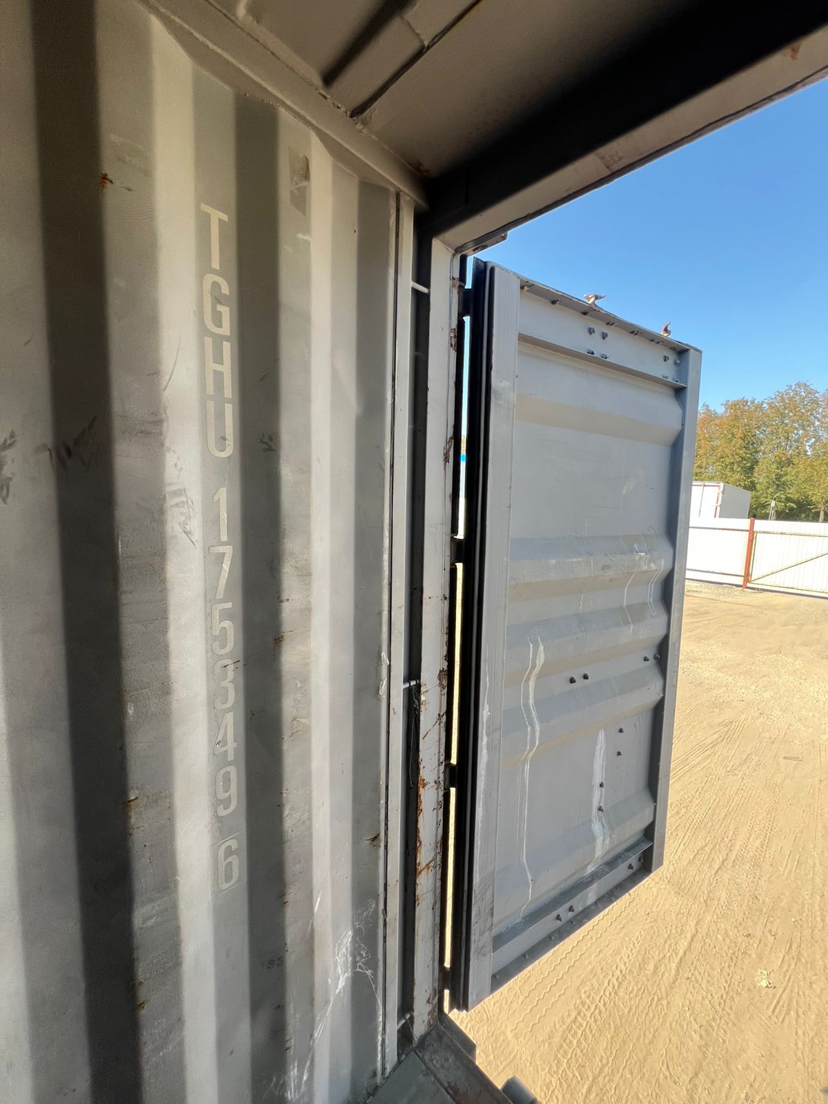 Морской контейнер TGHU1753496