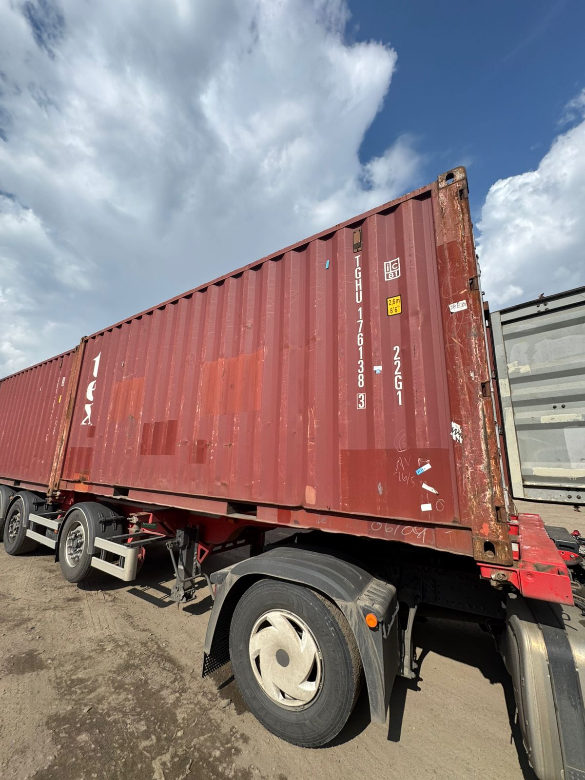 Морской контейнер TGHU1761383