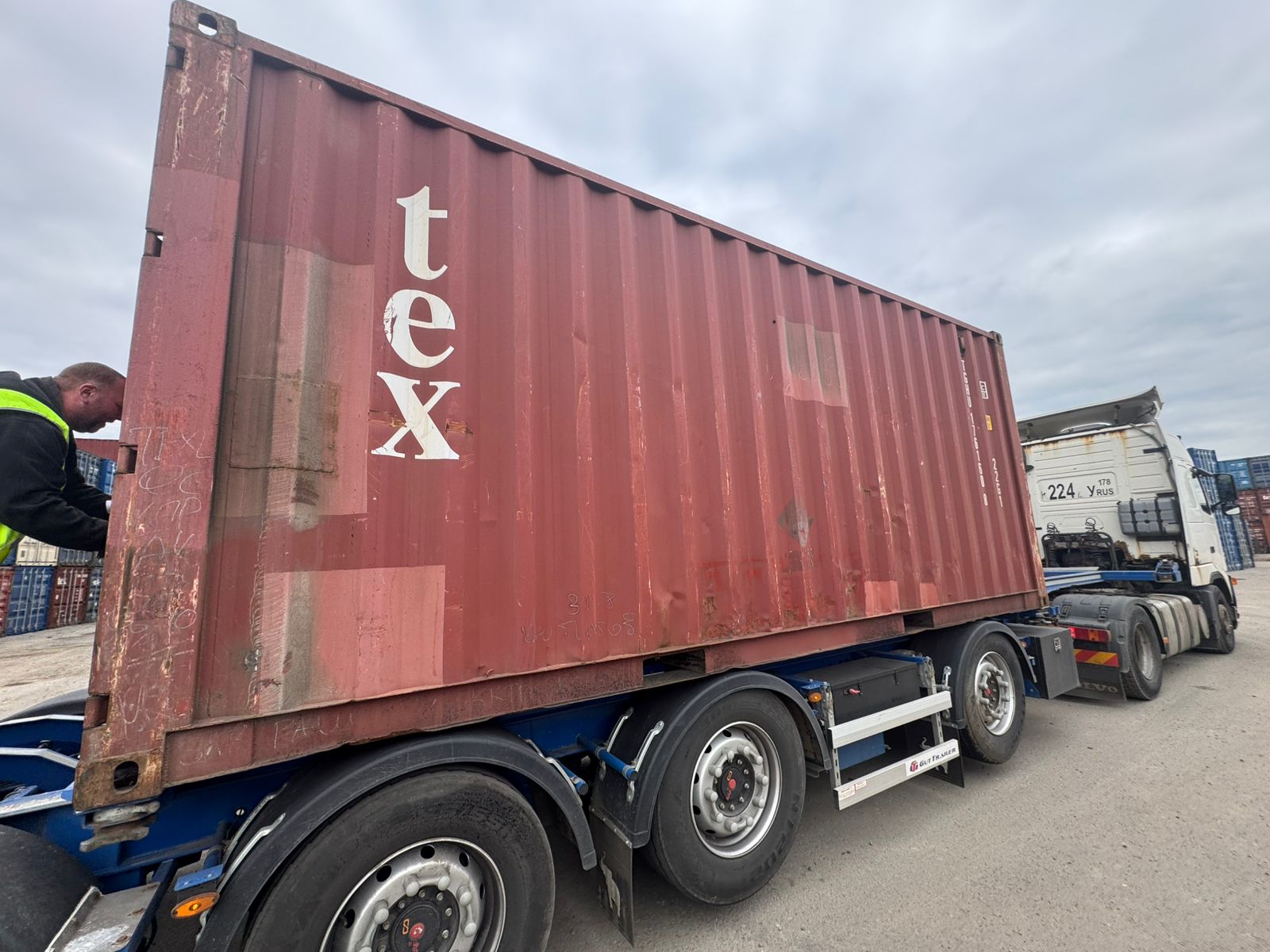 Морской контейнер TGHU1761608