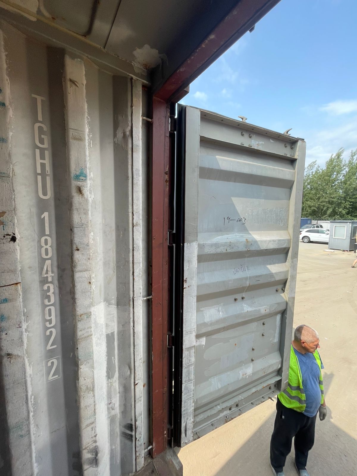 Морской контейнер TGHU1843922