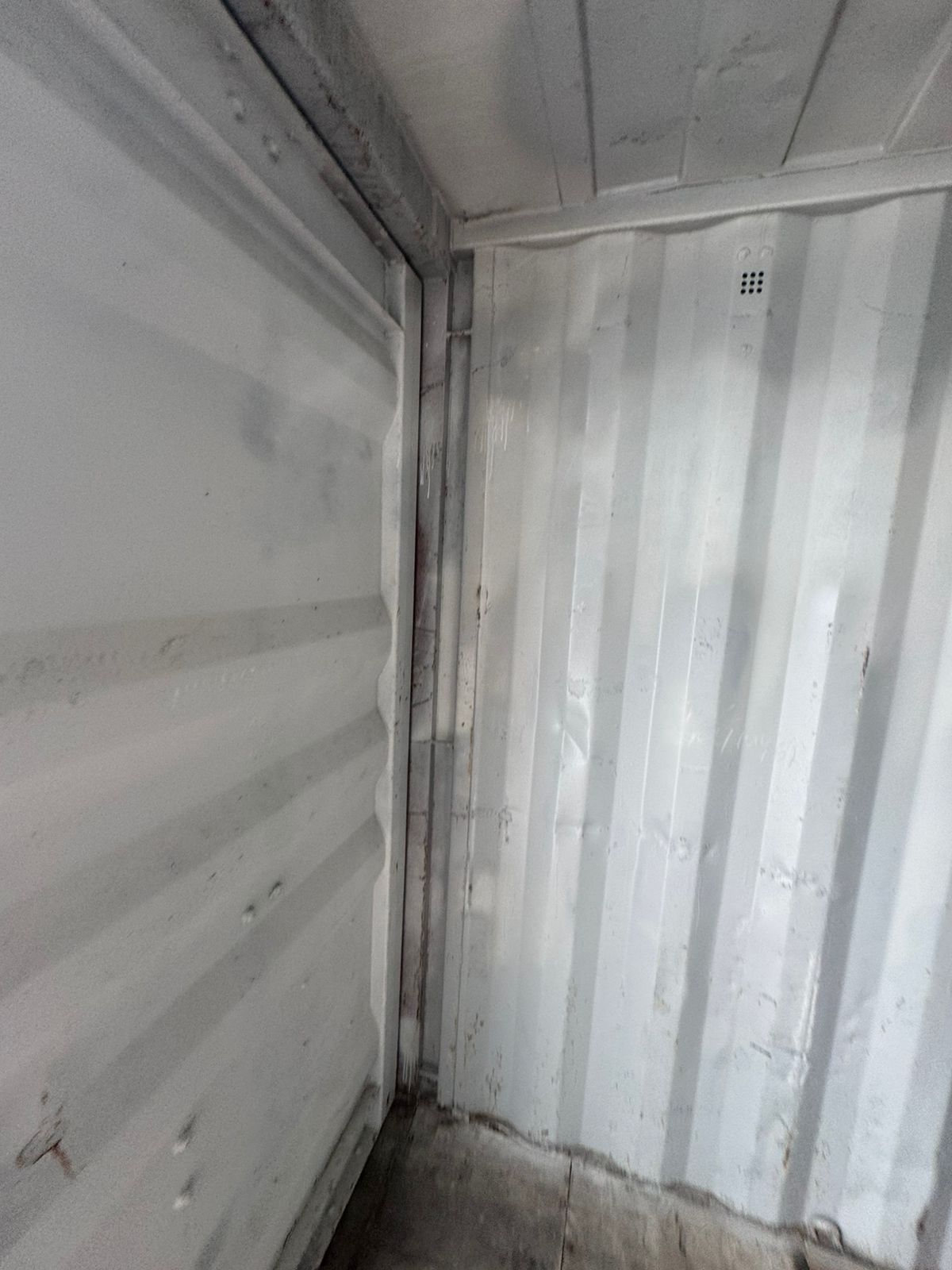 Морской контейнер TGHU1848713