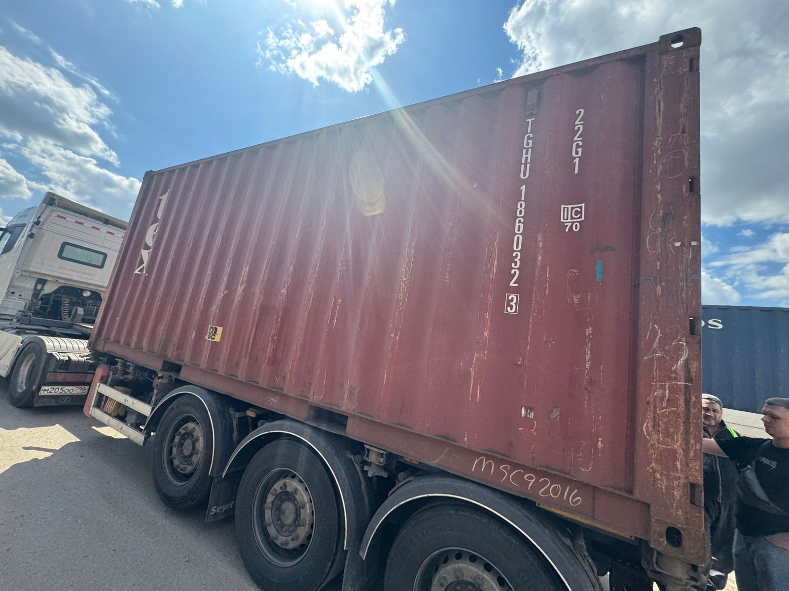 Морской контейнер TGHU1860323