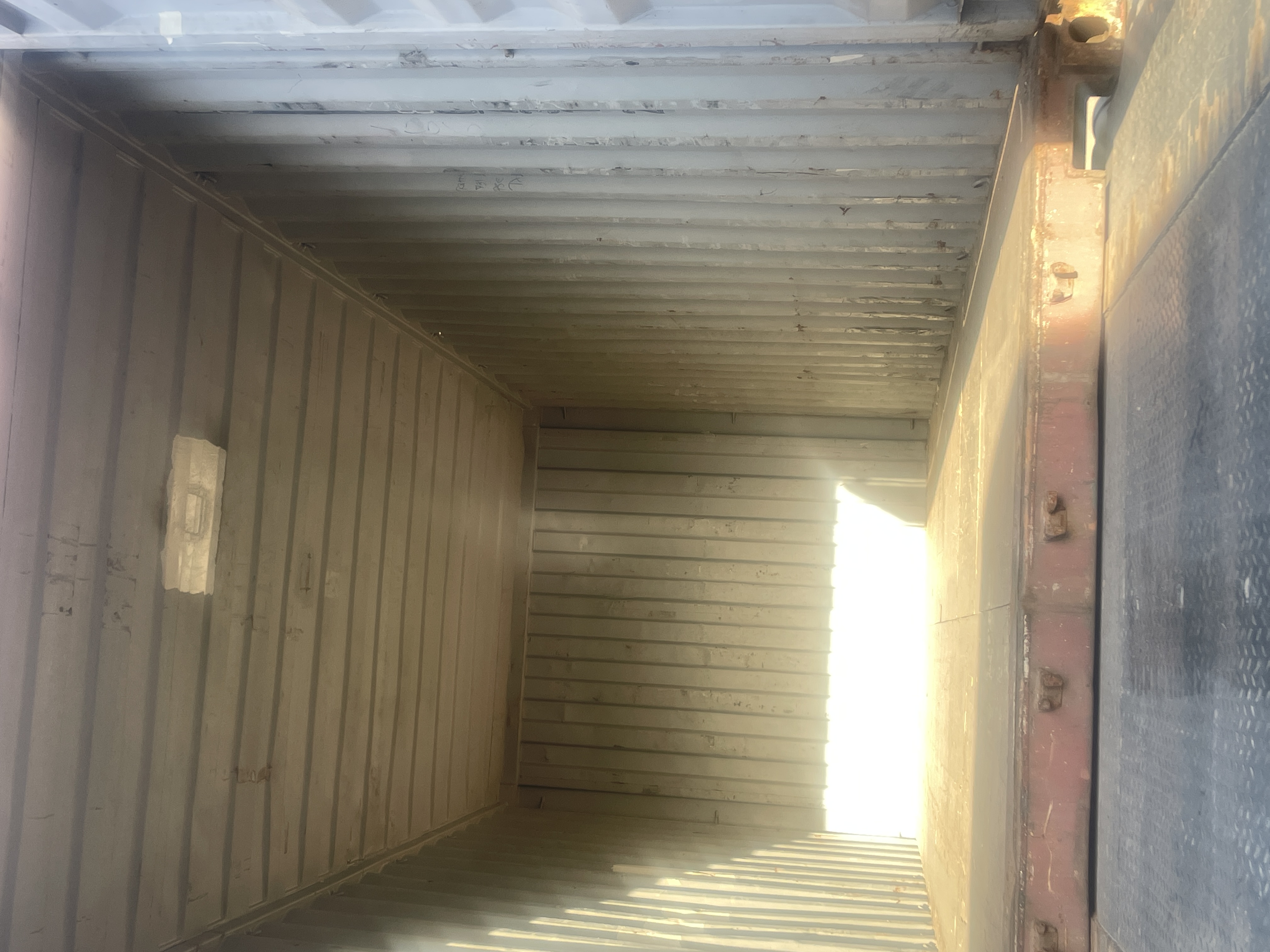 Морской контейнер TGHU1867312