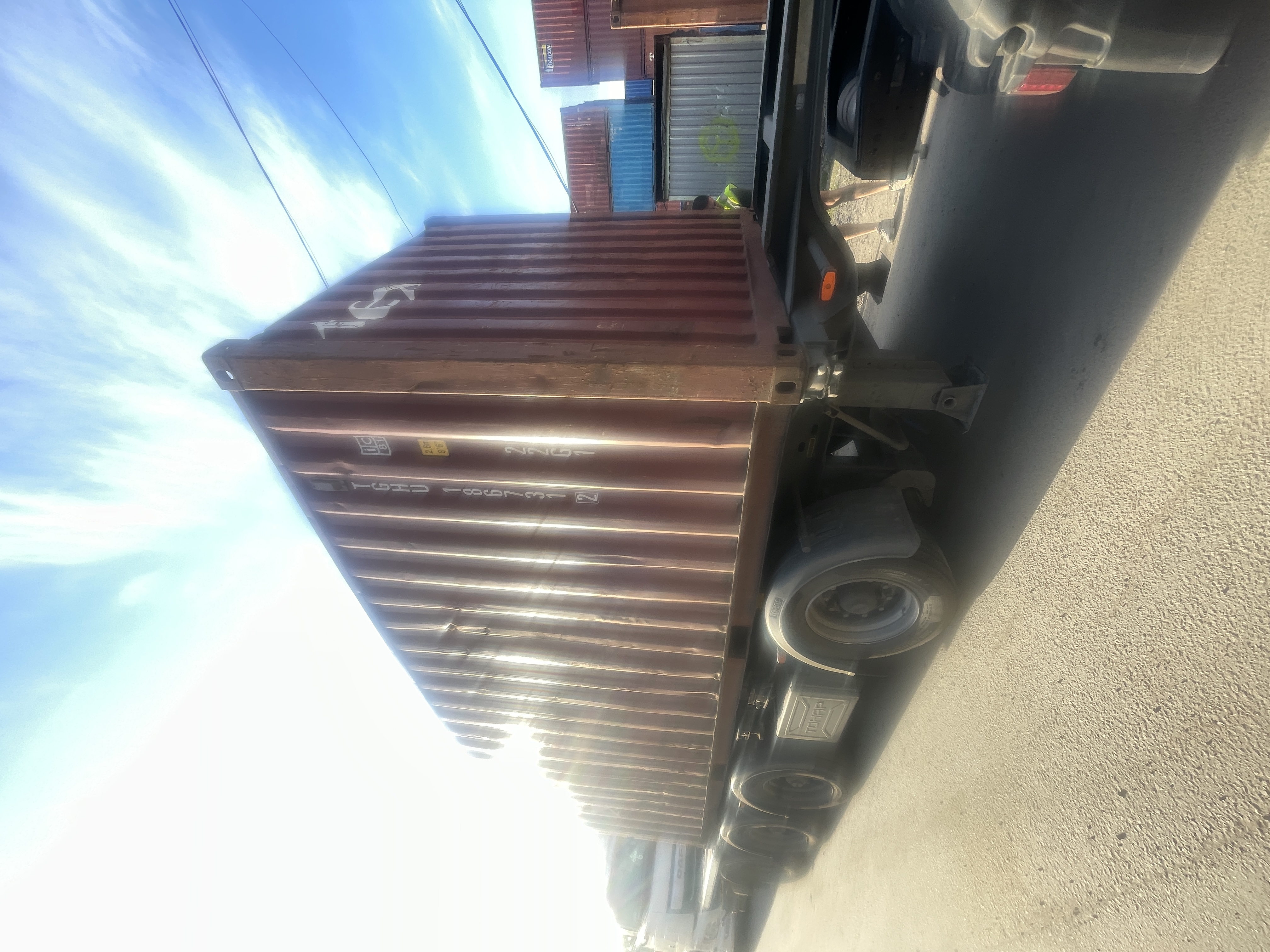 Морской контейнер TGHU1867312