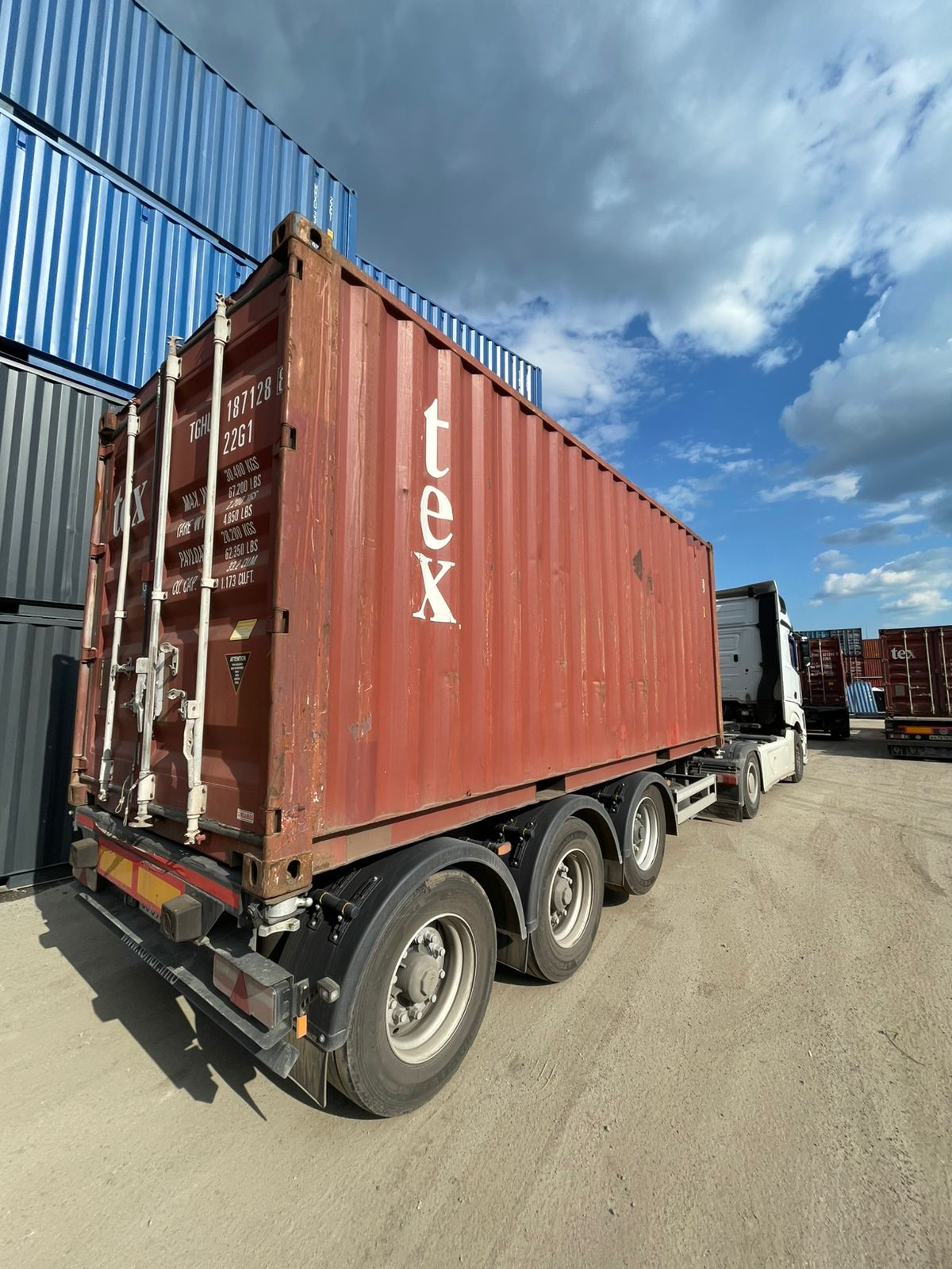 Морской контейнер TGHU1871288