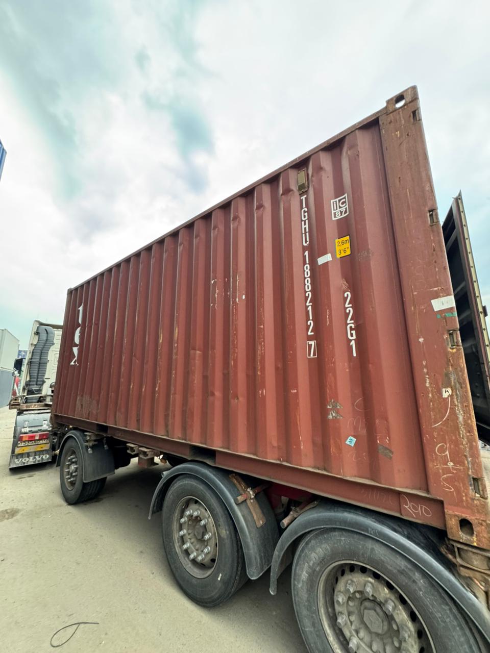 Морской контейнер TGHU1882127
