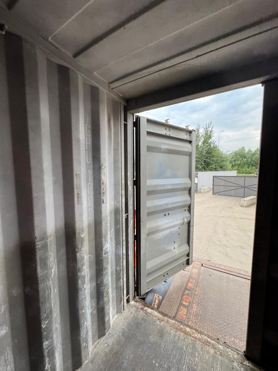 Морской контейнер TGHU1882127