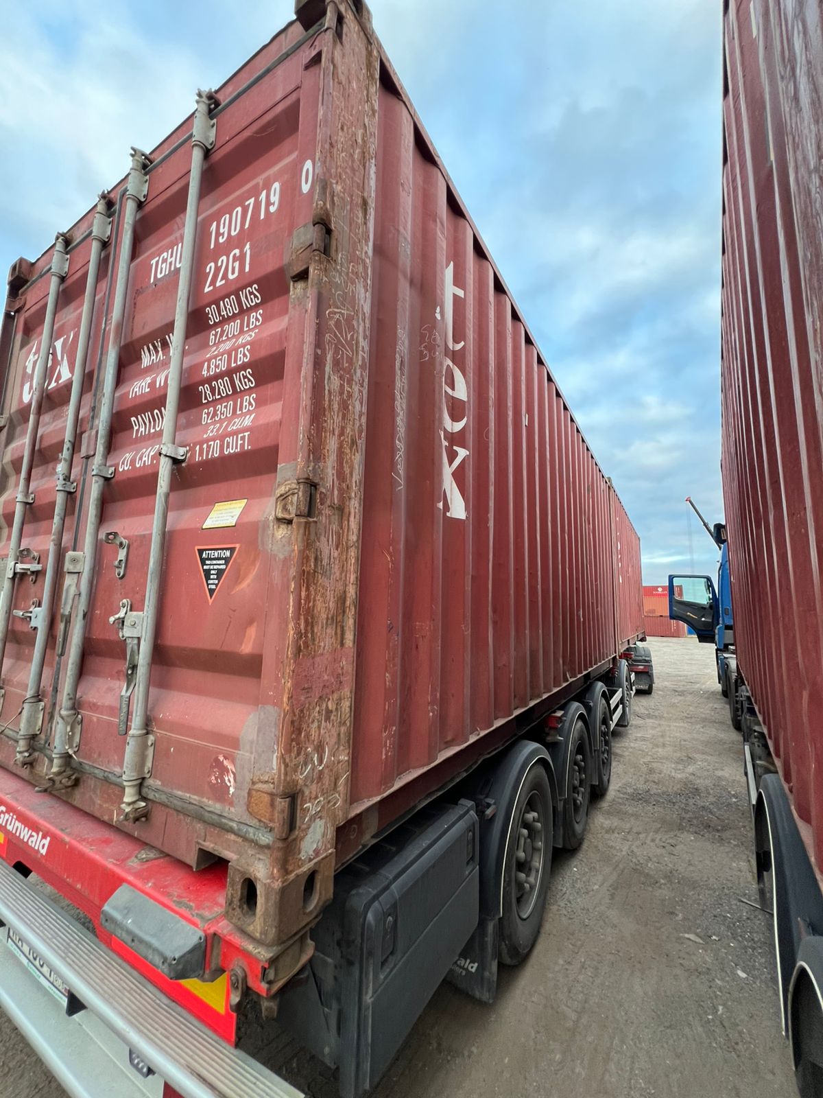 Морской контейнер TGHU1907190