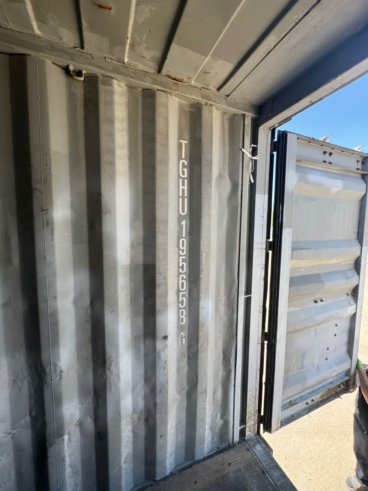 Морской контейнер TGHU1956580