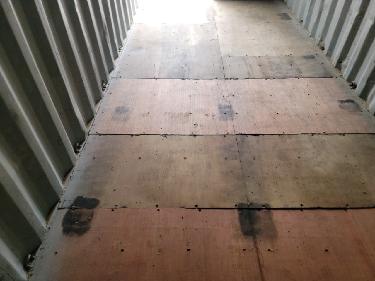 Морской контейнер TGHU1969654