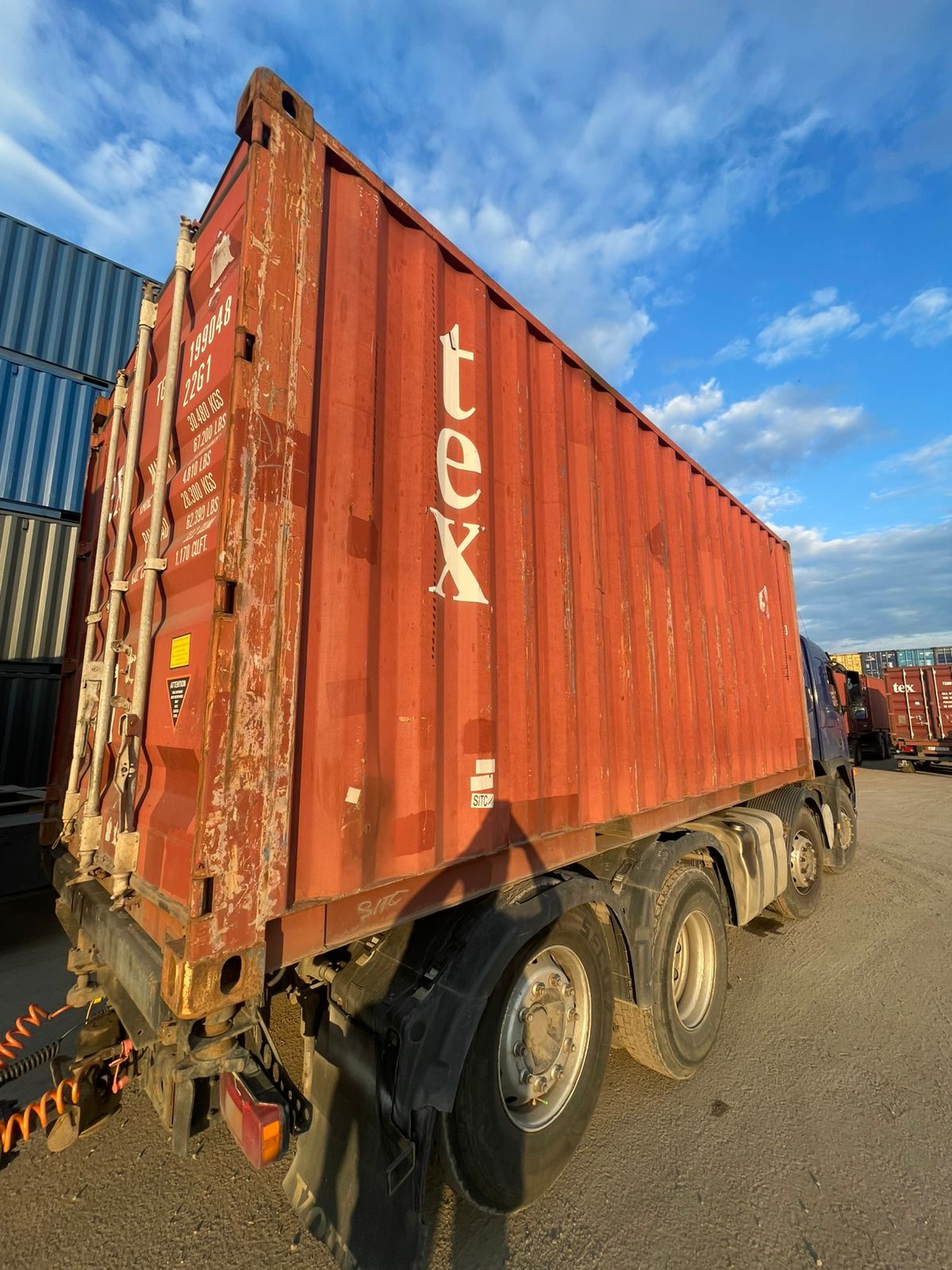 Морской контейнер TGHU1990482