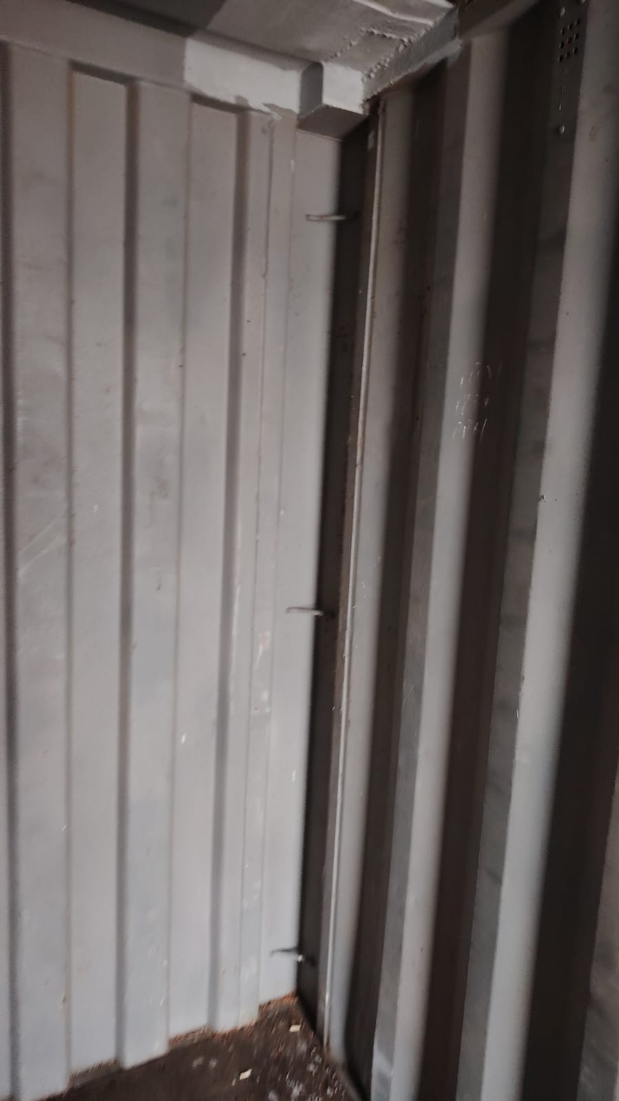 Морской контейнер TGHU2997408