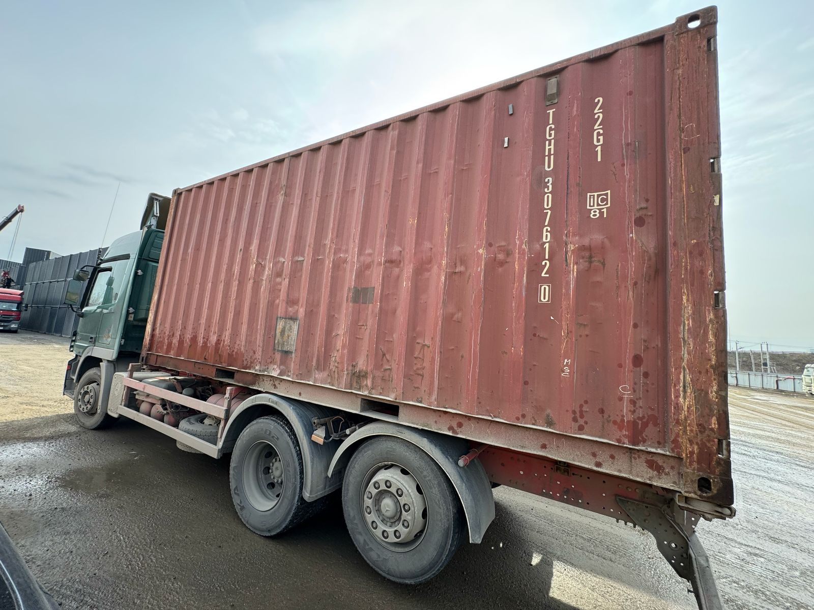 Морской контейнер TGHU3076120