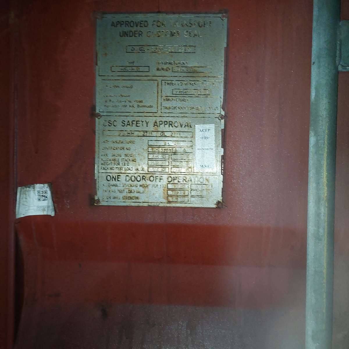 Морской контейнер TGHU3307596