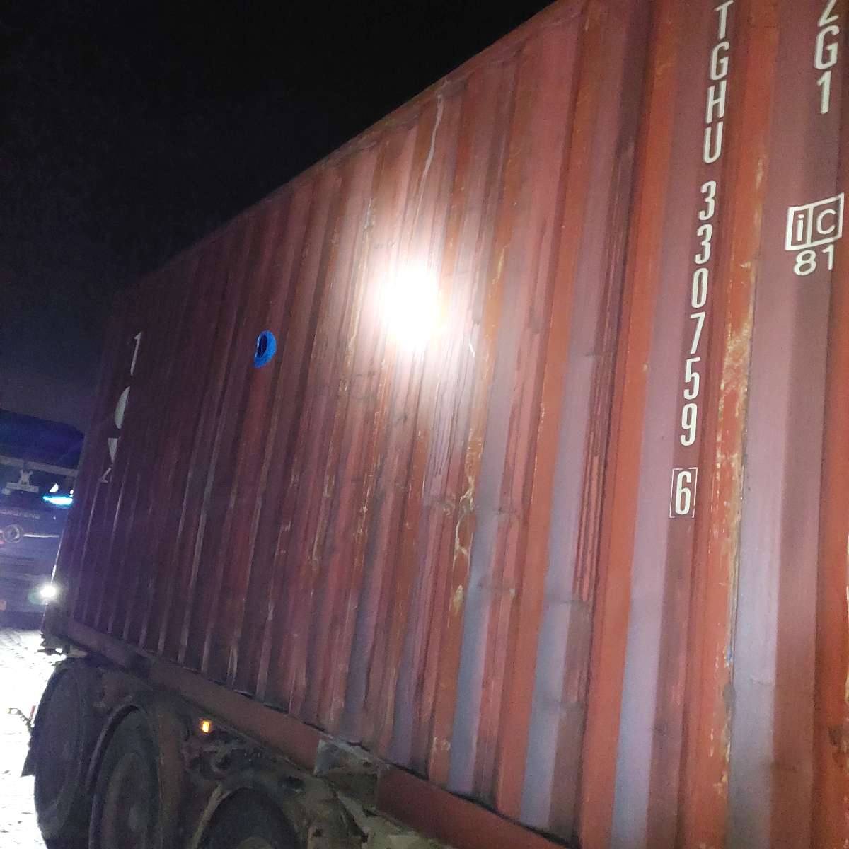 Морской контейнер TGHU3307596