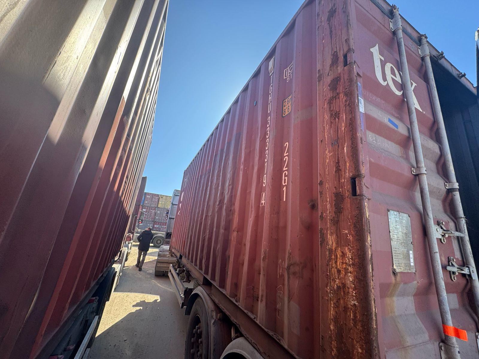 Морской контейнер TGHU3333194