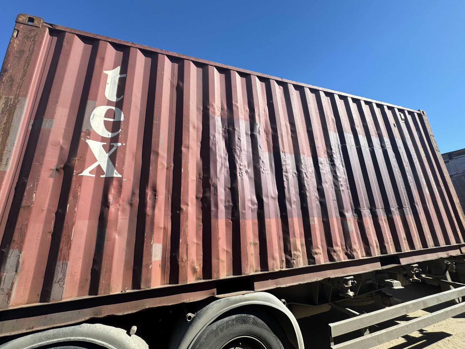 Морской контейнер TGHU3333194