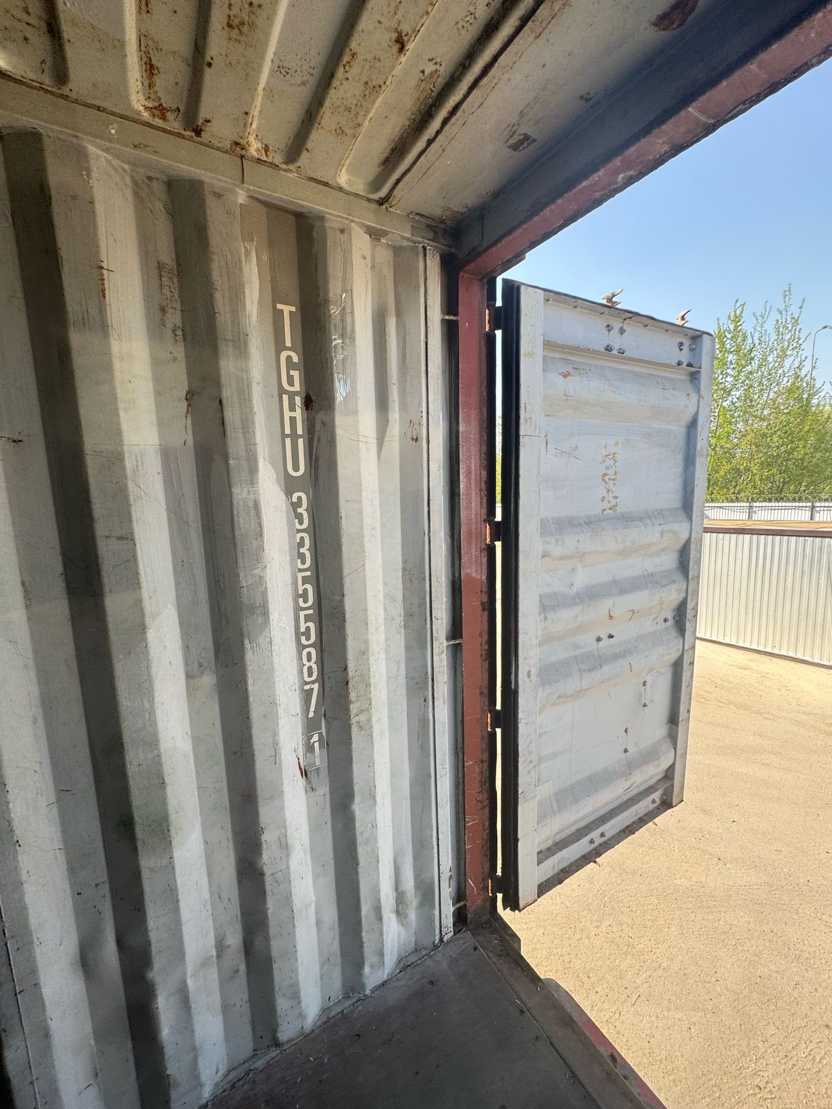 Морской контейнер TGHU3355871