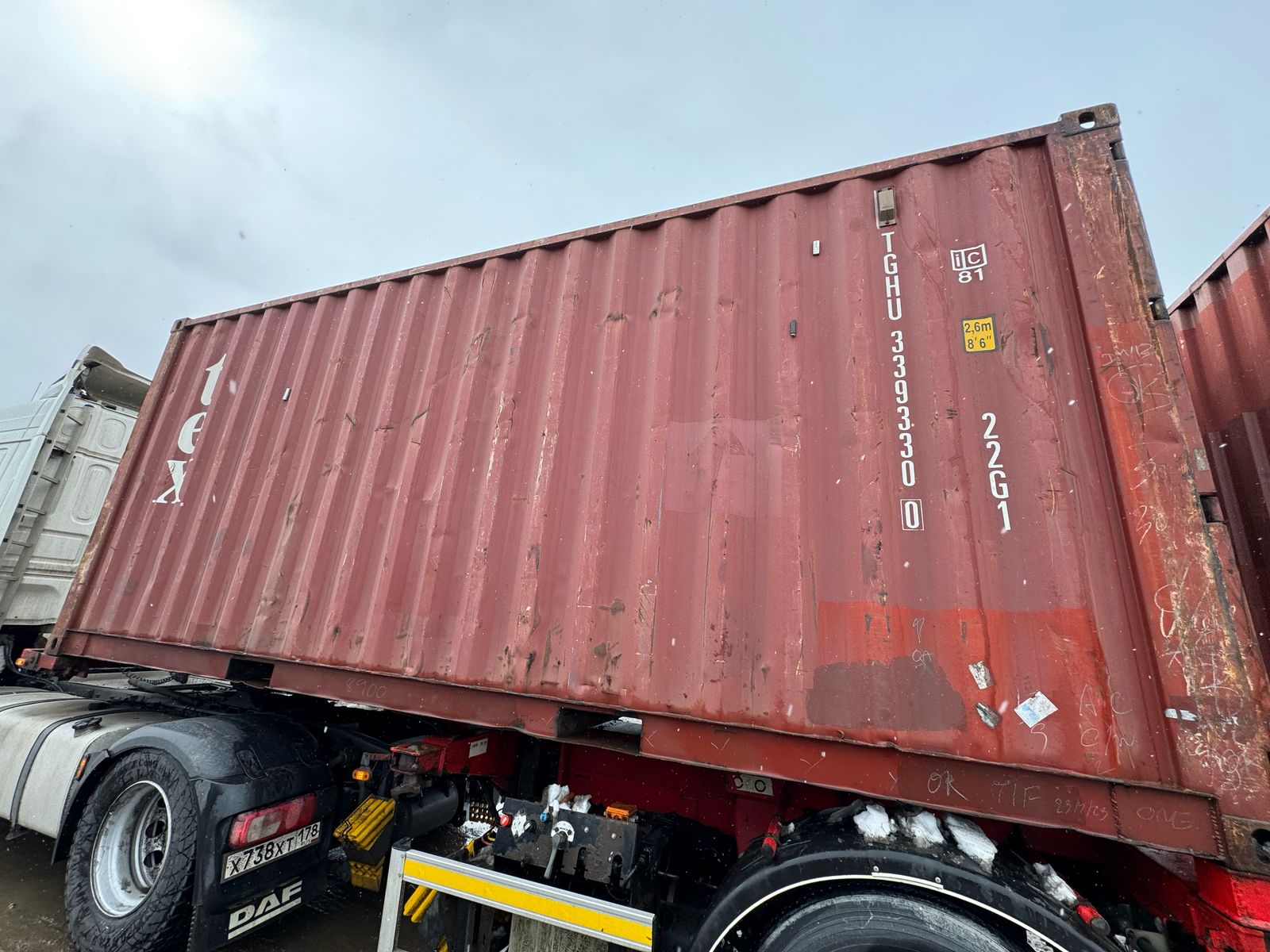 Морской контейнер TGHU3393300