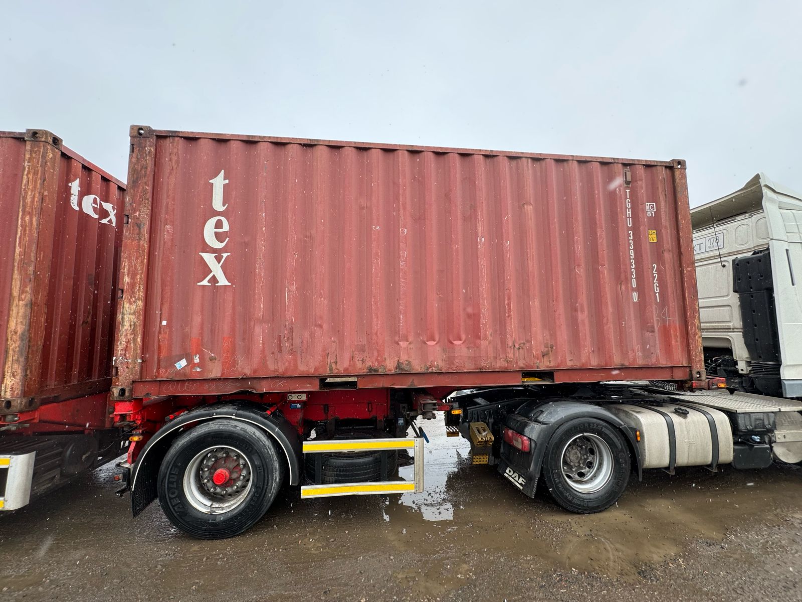 Морской контейнер TGHU3393300